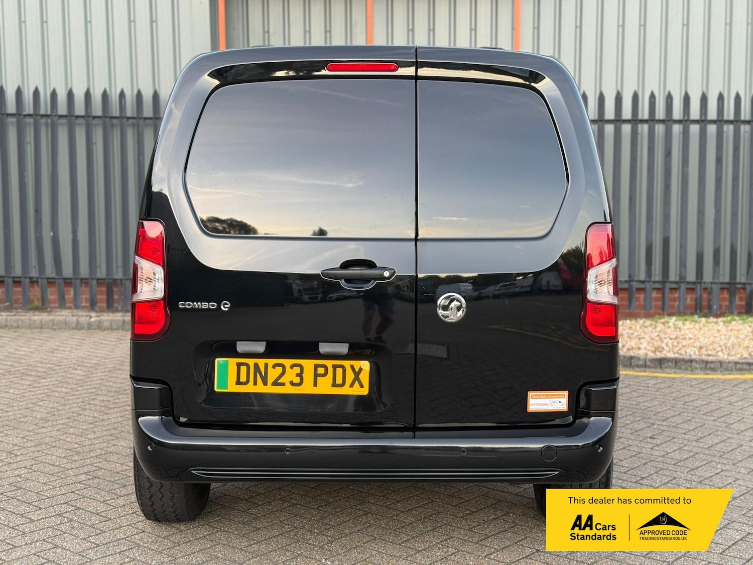 Used Vauxhall Combo Electric 2023 for sale - 75914684: Photo 17