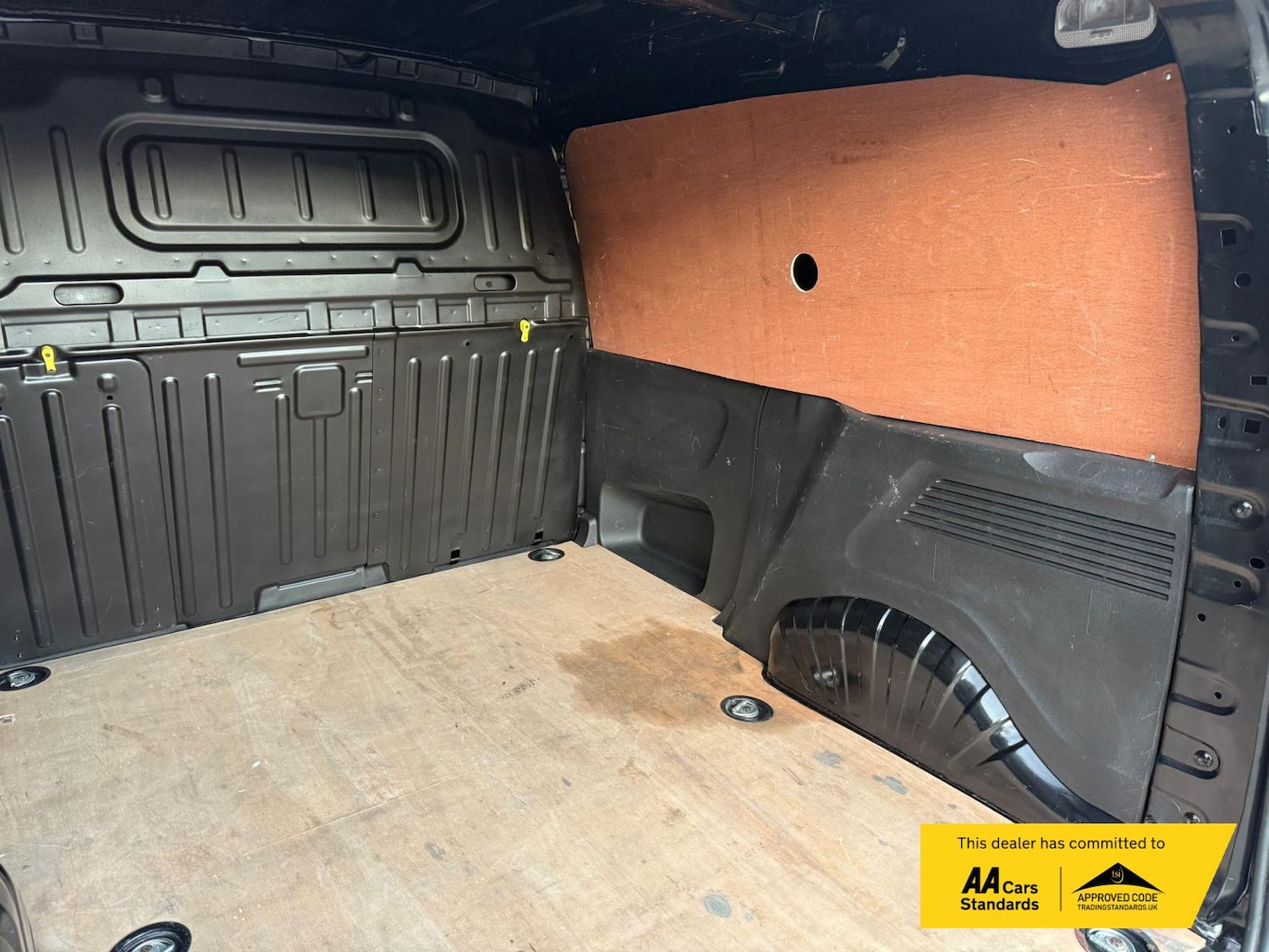 Used Vauxhall Combo Electric 2023 for sale - 75914684: Photo 23