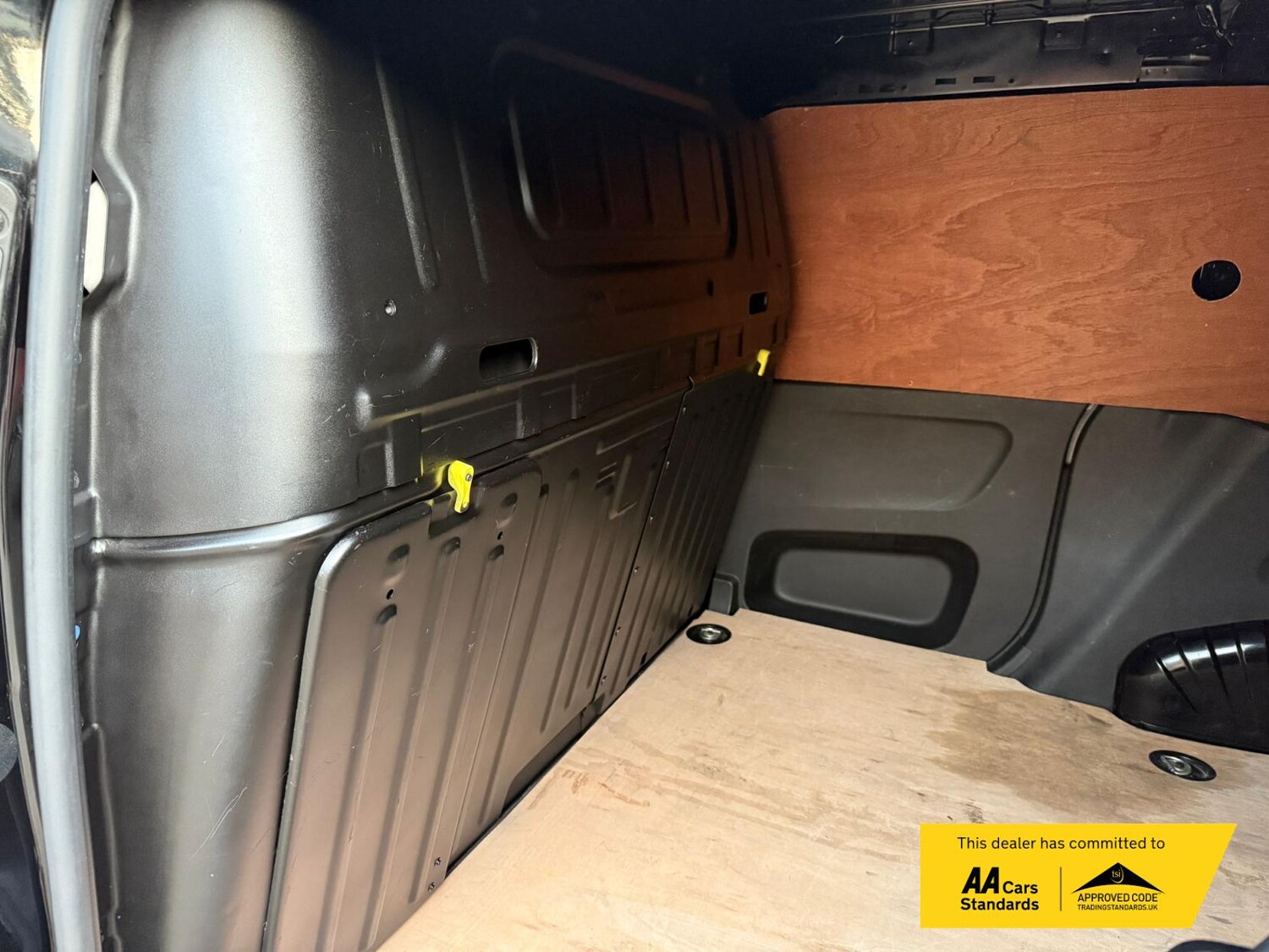 Used Vauxhall Combo Electric 2023 for sale - 75914684: Photo 24