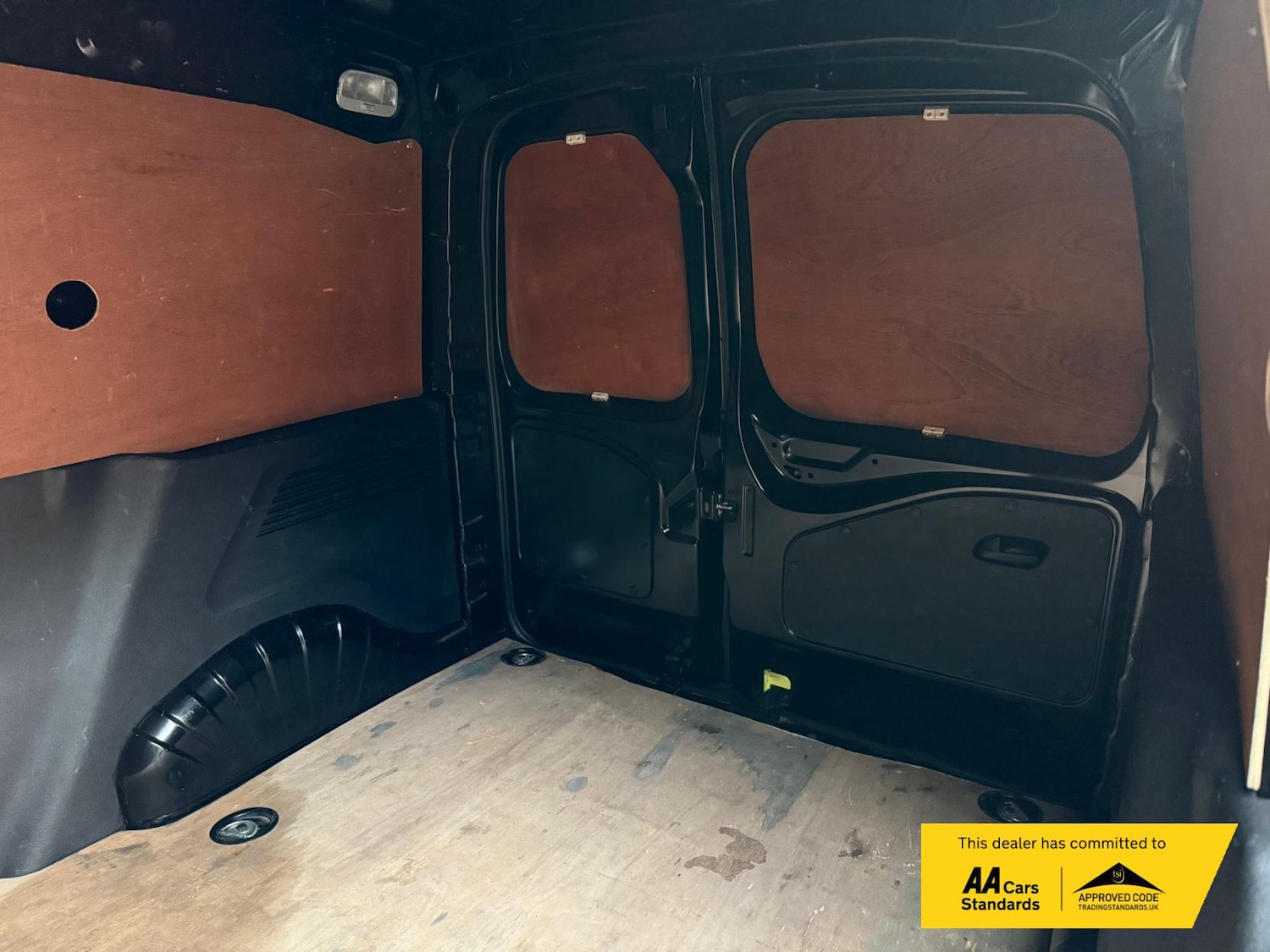 Used Vauxhall Combo Electric 2023 for sale - 75914684: Photo 25