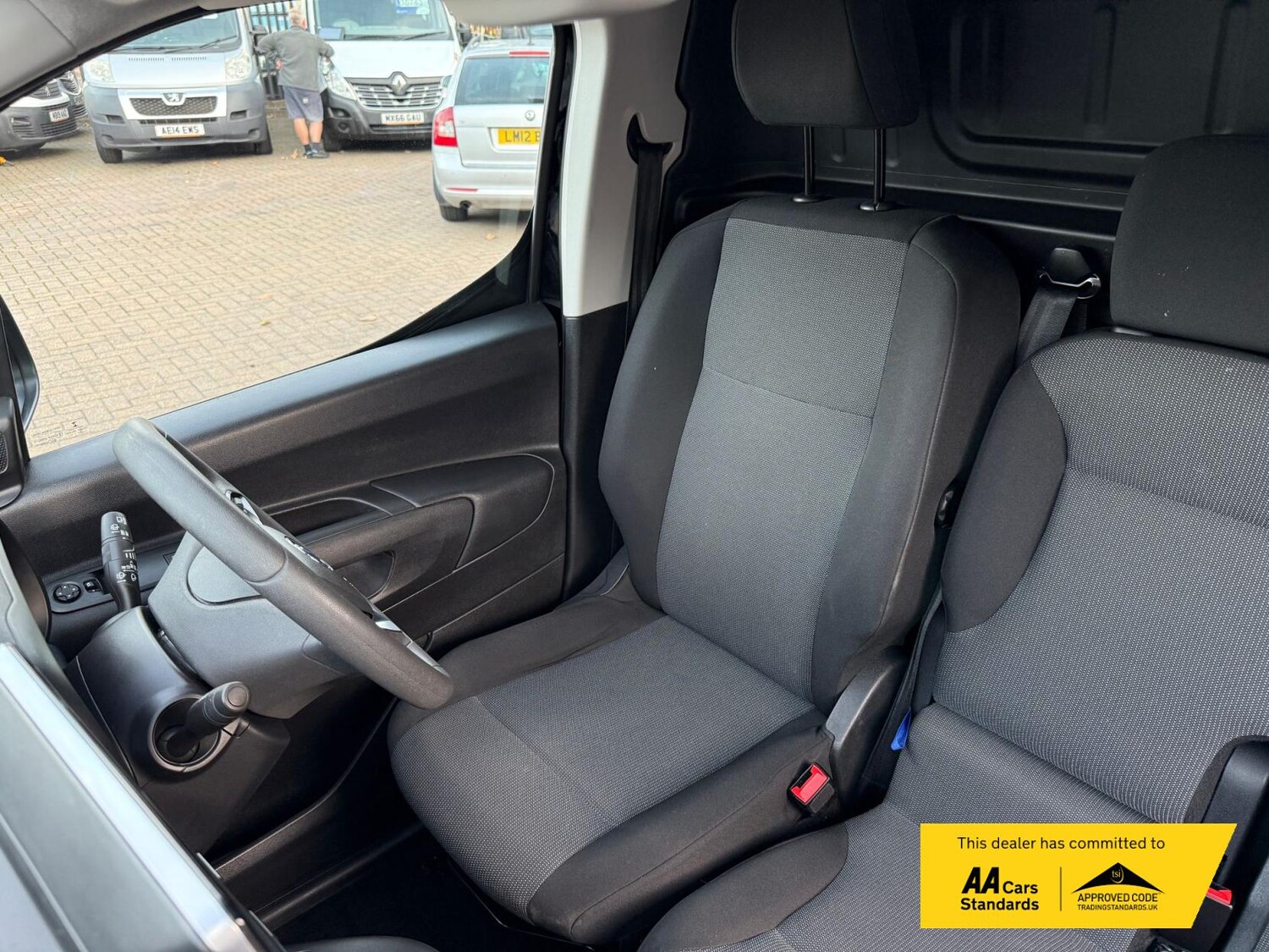 Used Vauxhall Combo Electric 2023 for sale - 75914684: Photo 26