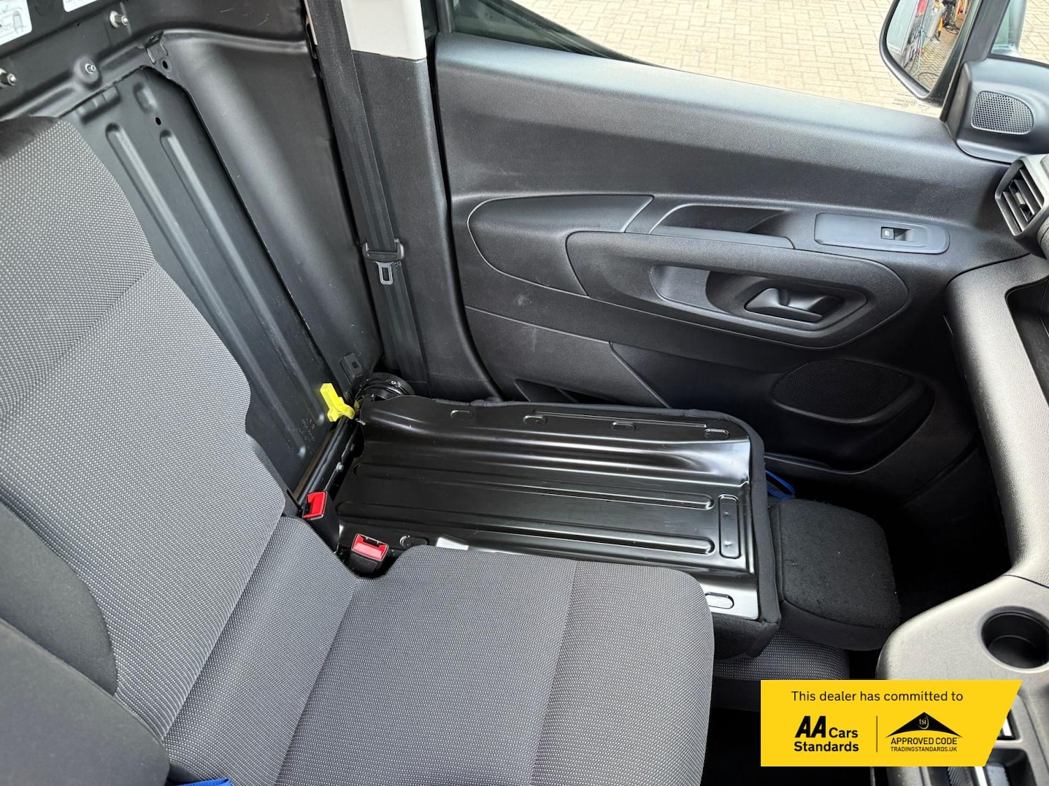 Used Vauxhall Combo Electric 2023 for sale - 75914684: Photo 31