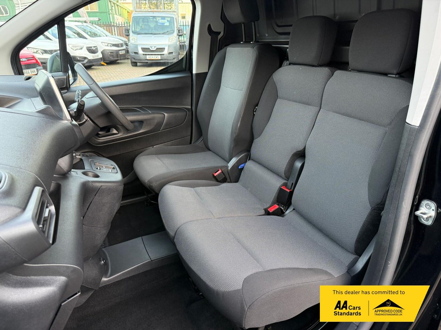 Used Vauxhall Combo Electric 2023 for sale - 75914684: Photo 33