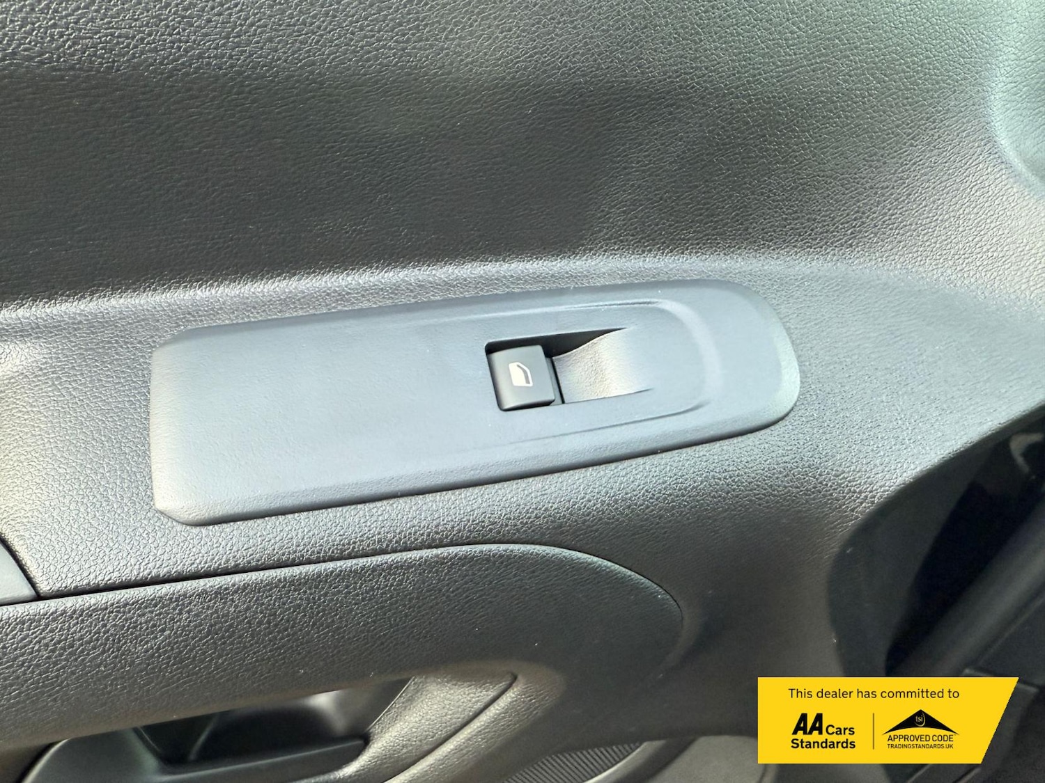 Used Vauxhall Combo Electric 2023 for sale - 75914684: Photo 35