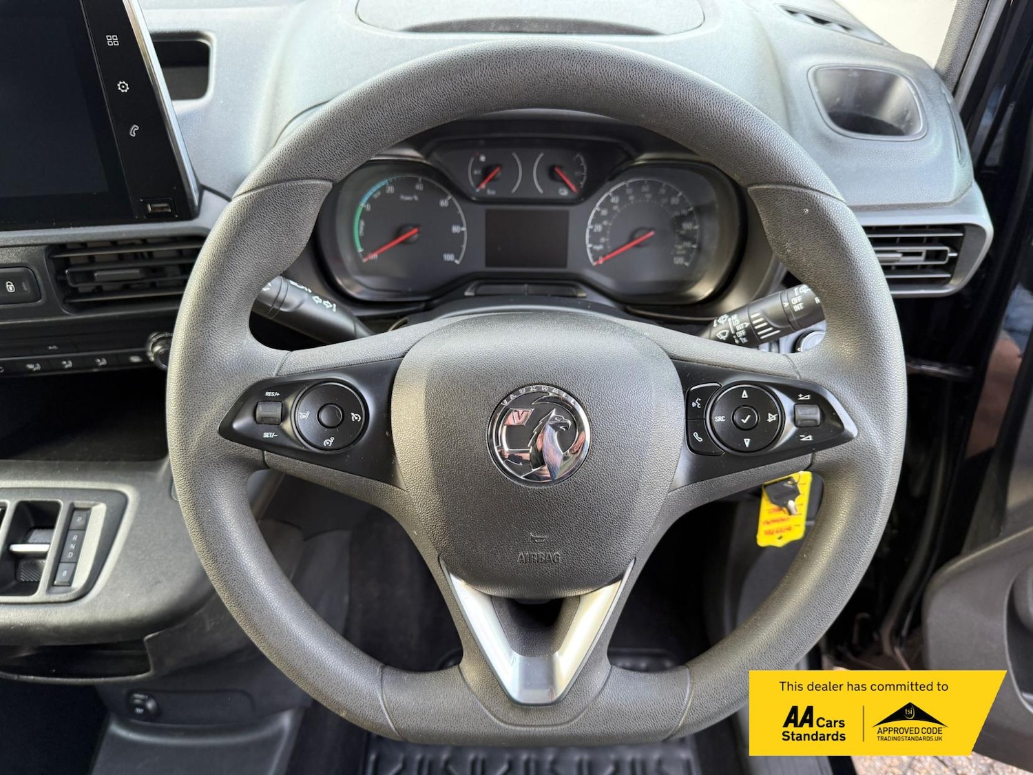 Used Vauxhall Combo Electric 2023 for sale - 75914684: Photo 44