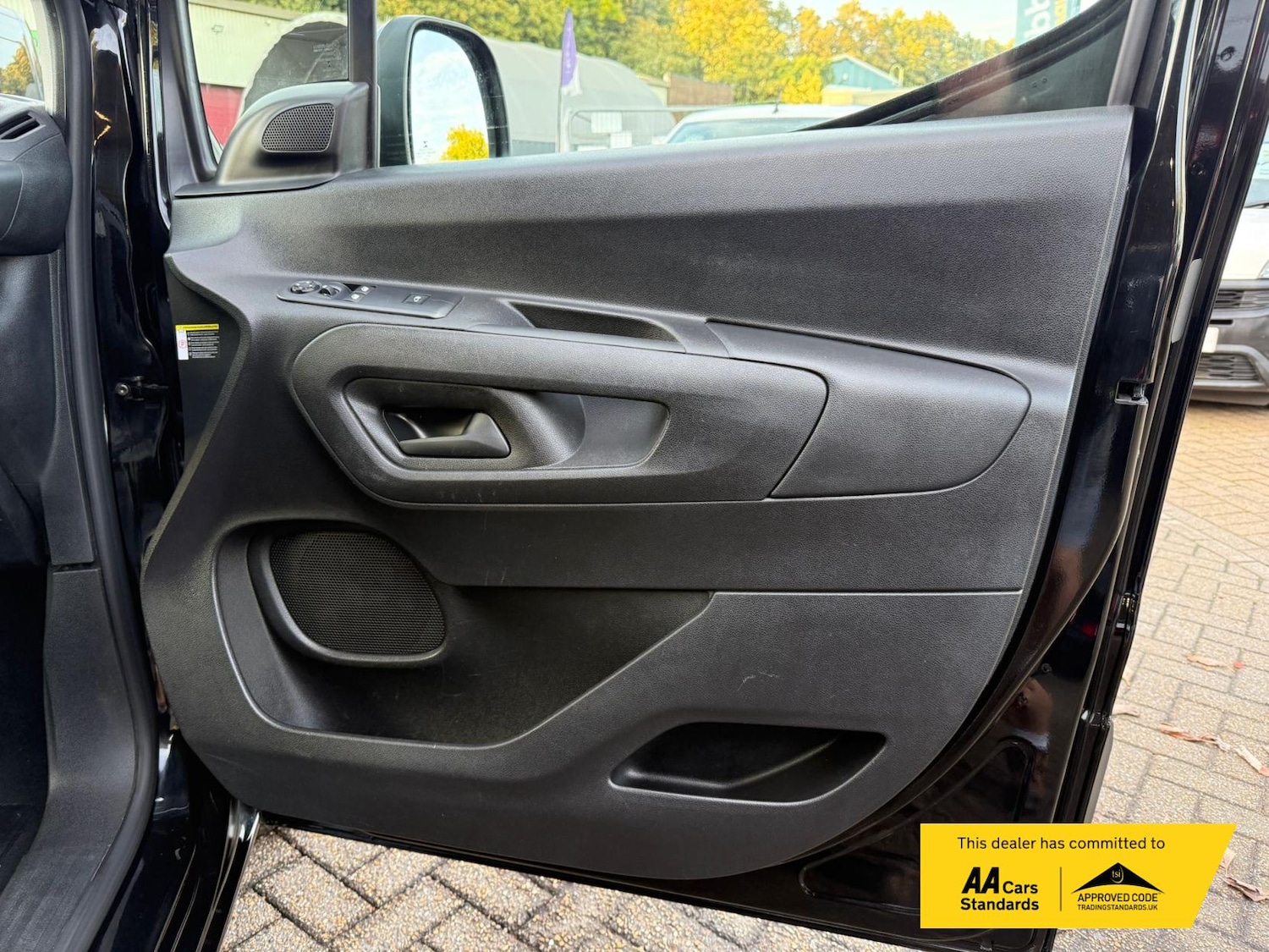 Used Vauxhall Combo Electric 2023 for sale - 75914684: Photo 55