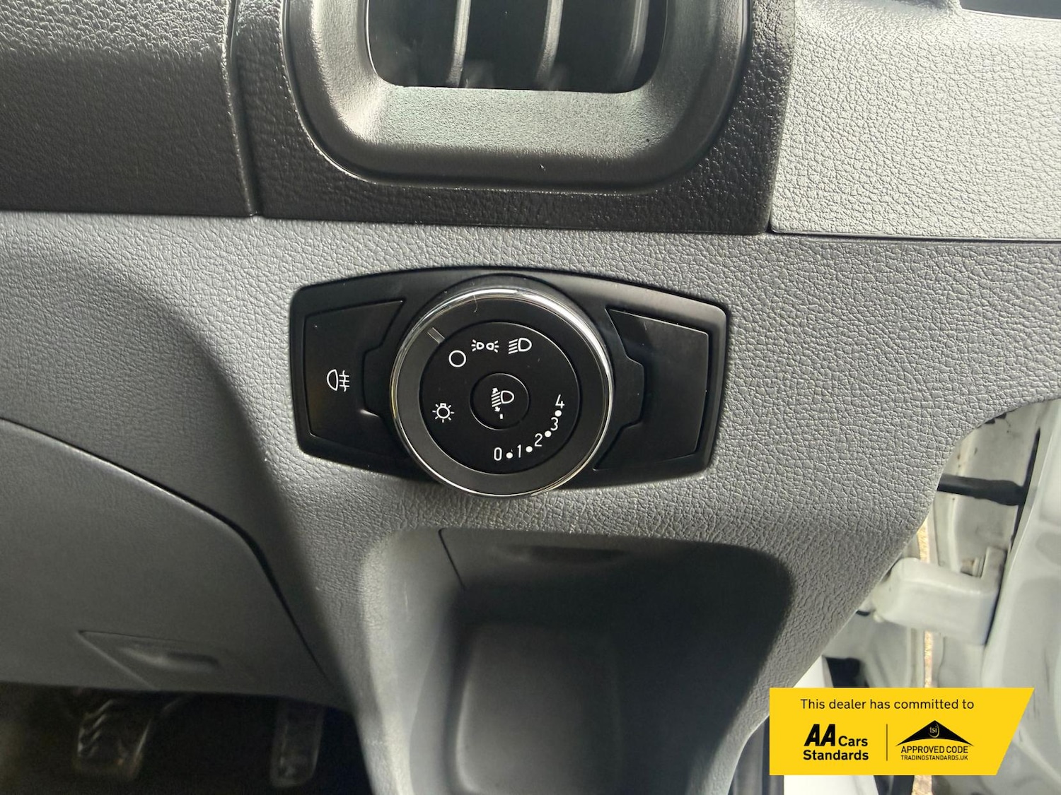 Used Ford Transit 2019 for sale - 77630937: Photo 25