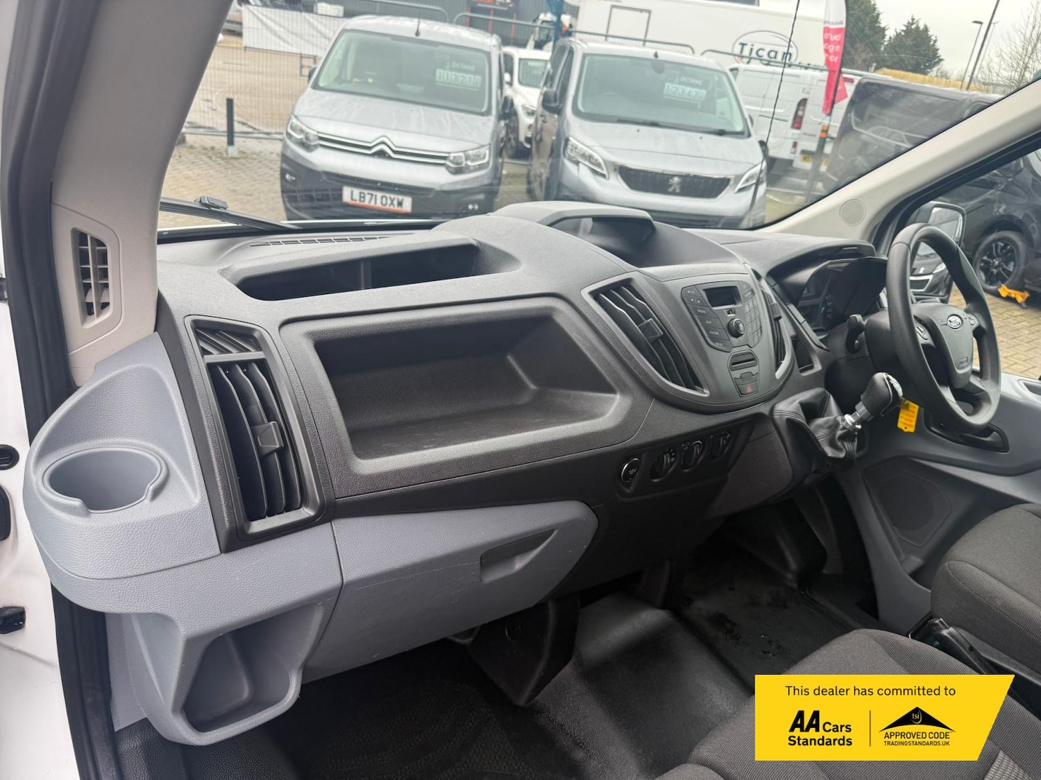 Used Ford Transit 2019 for sale - 77630937: Photo 38