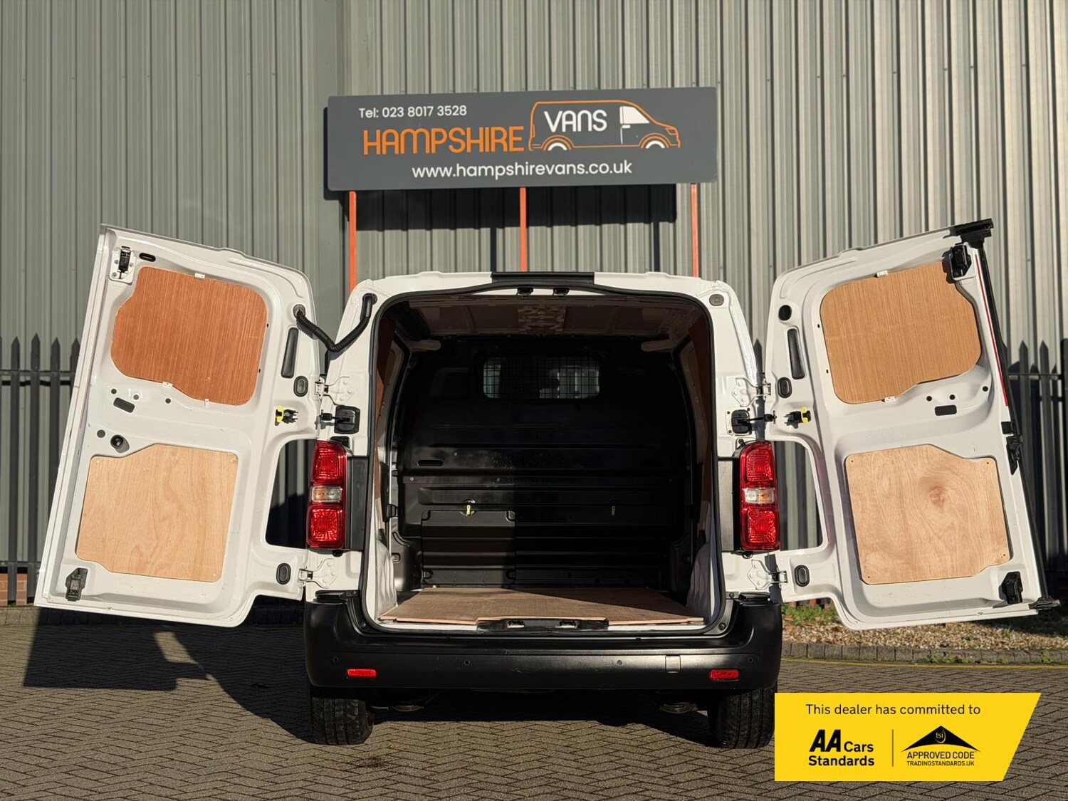 Used Toyota ProAce 2023 for sale - 76583996: Photo 24