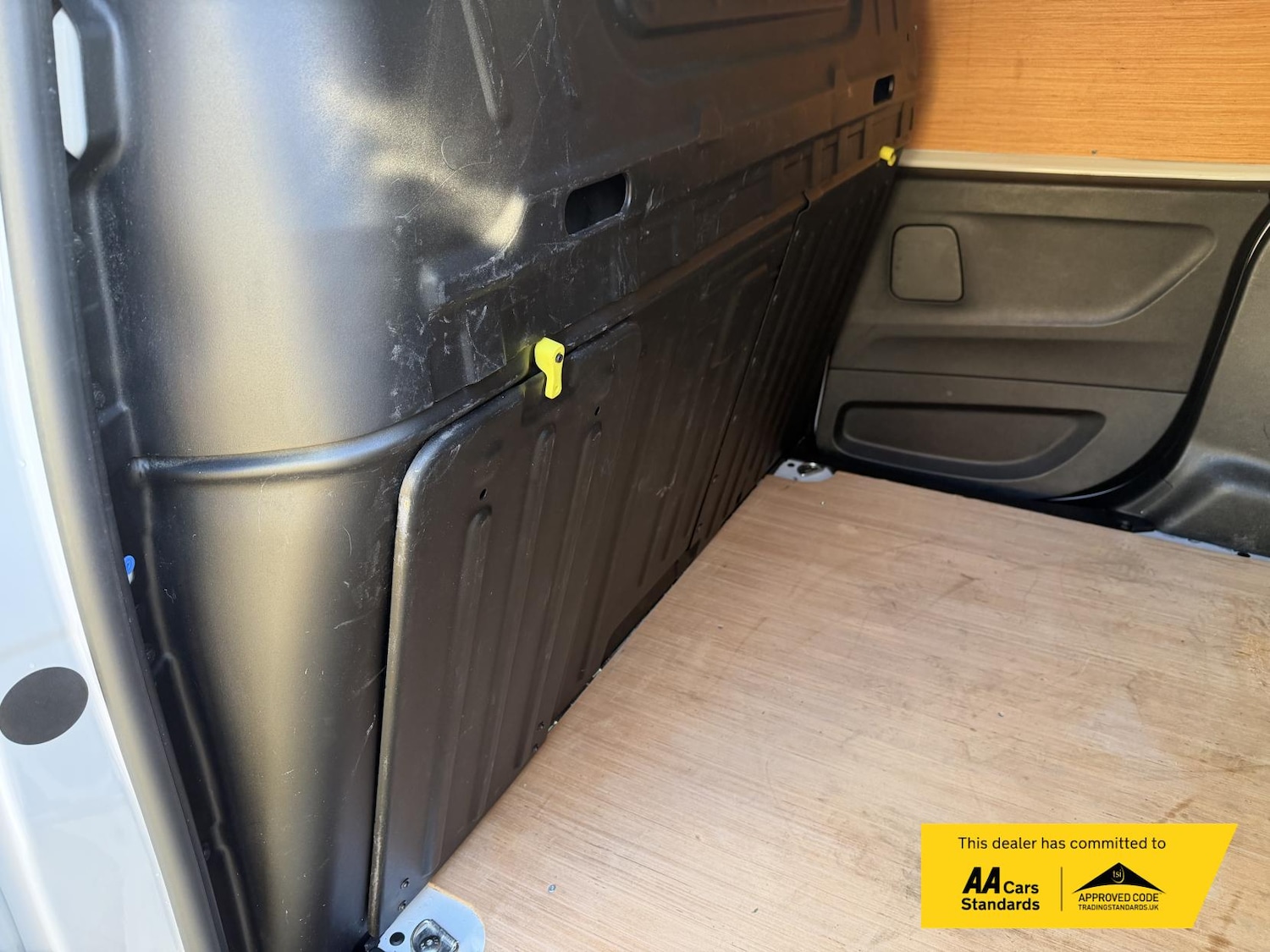 Used Peugeot Partner 2023 for sale - 76603325: Photo 29