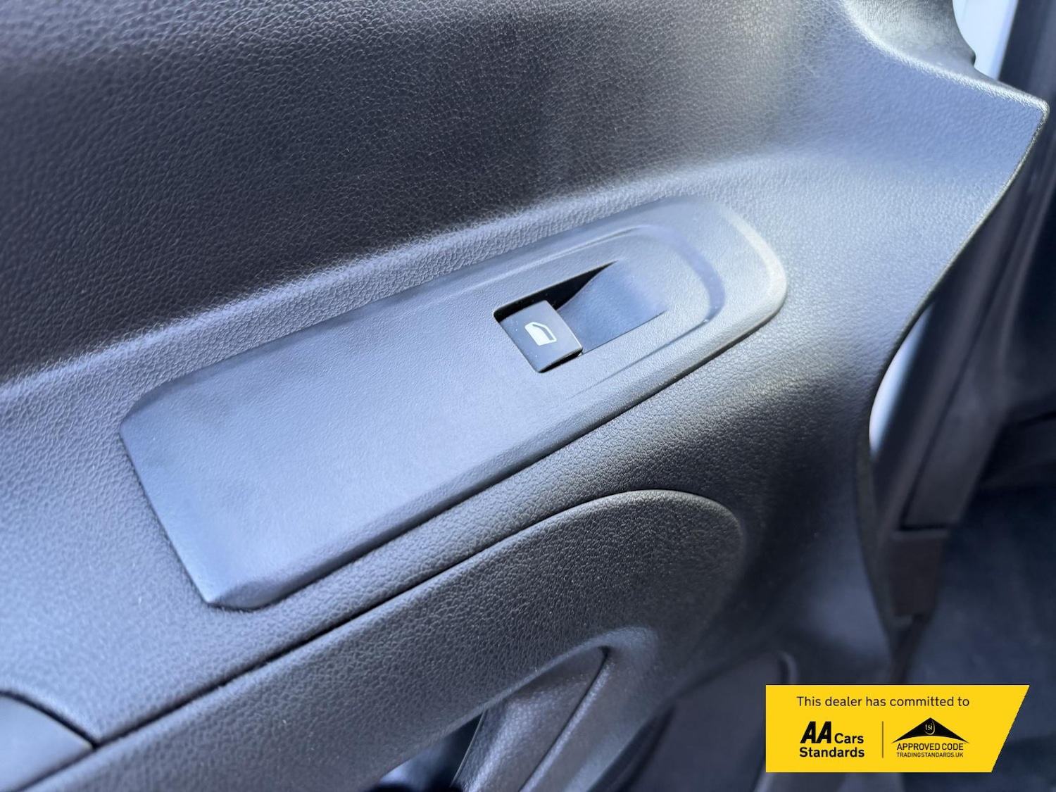 Used Peugeot Partner 2023 for sale - 76603325: Photo 31