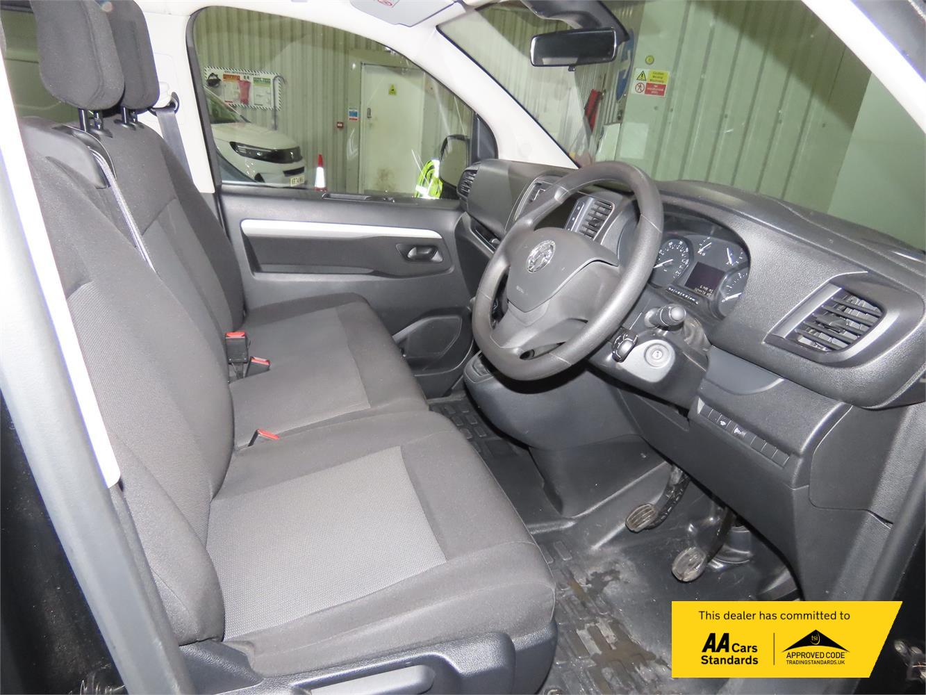 Used Vauxhall Vivaro 2023 for sale - 77584965: Photo 6
