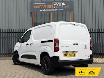 Used Peugeot Partner 2019 for sale - 79045210: Photo
