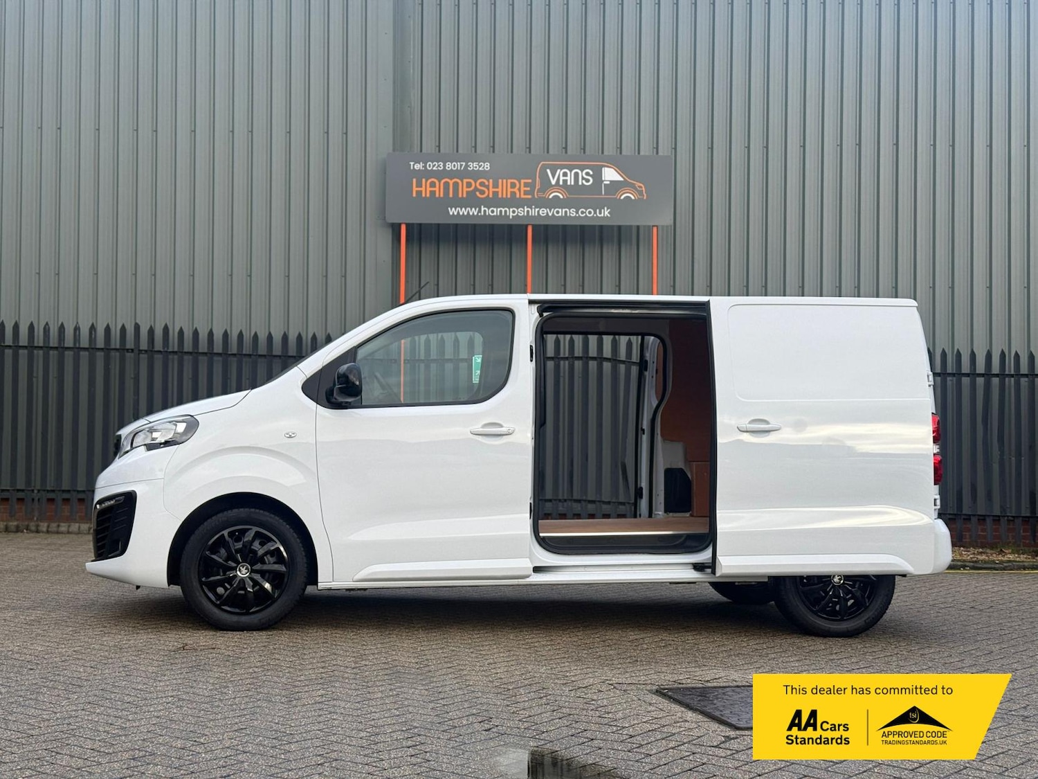 Used Peugeot Expert 2023 for sale - 77483074: Photo 3