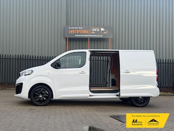 Used Peugeot Expert 2023 for sale - 77483074: Photo