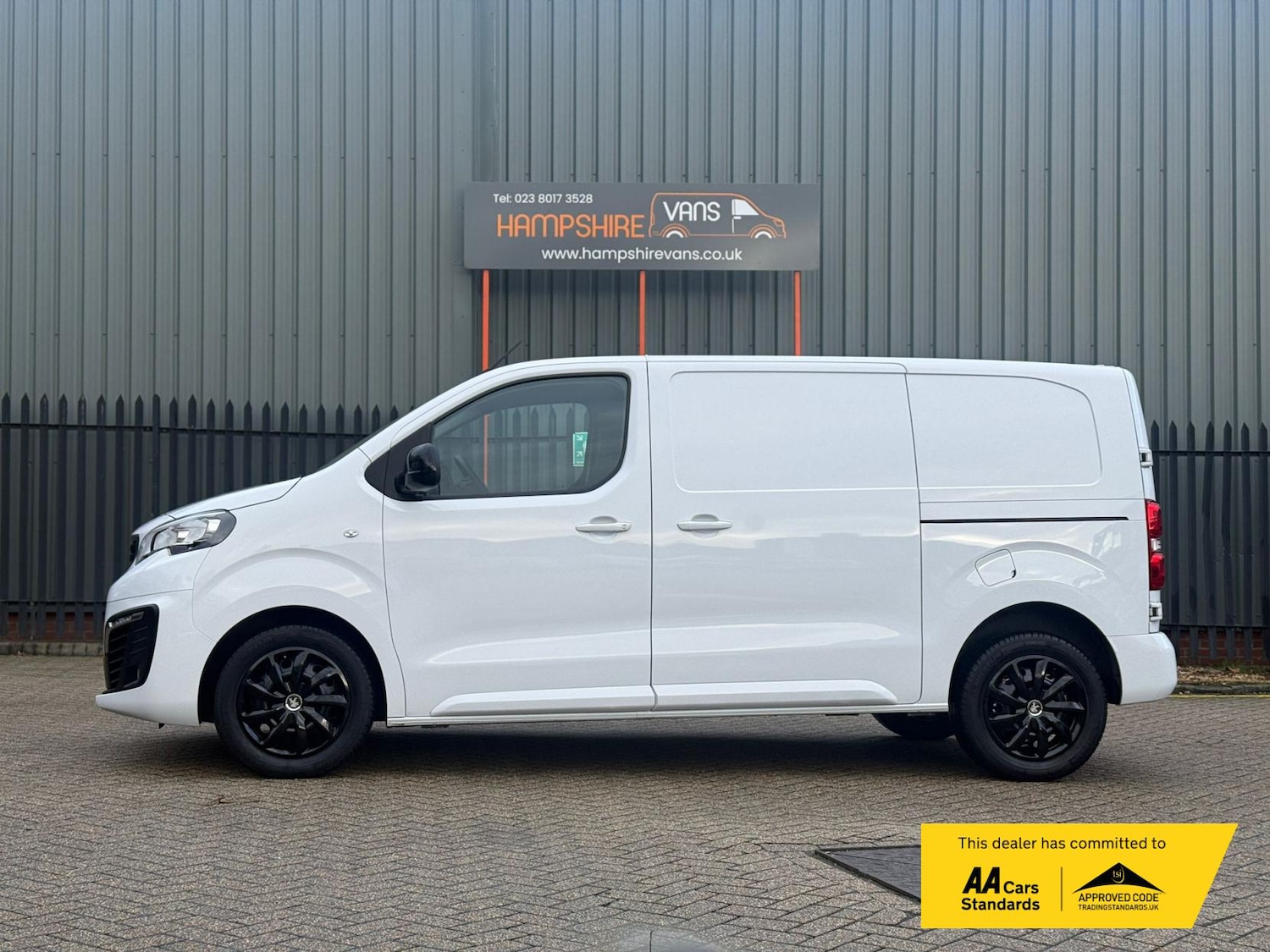 Used Peugeot Expert 2023 for sale - 77483074: Photo 4