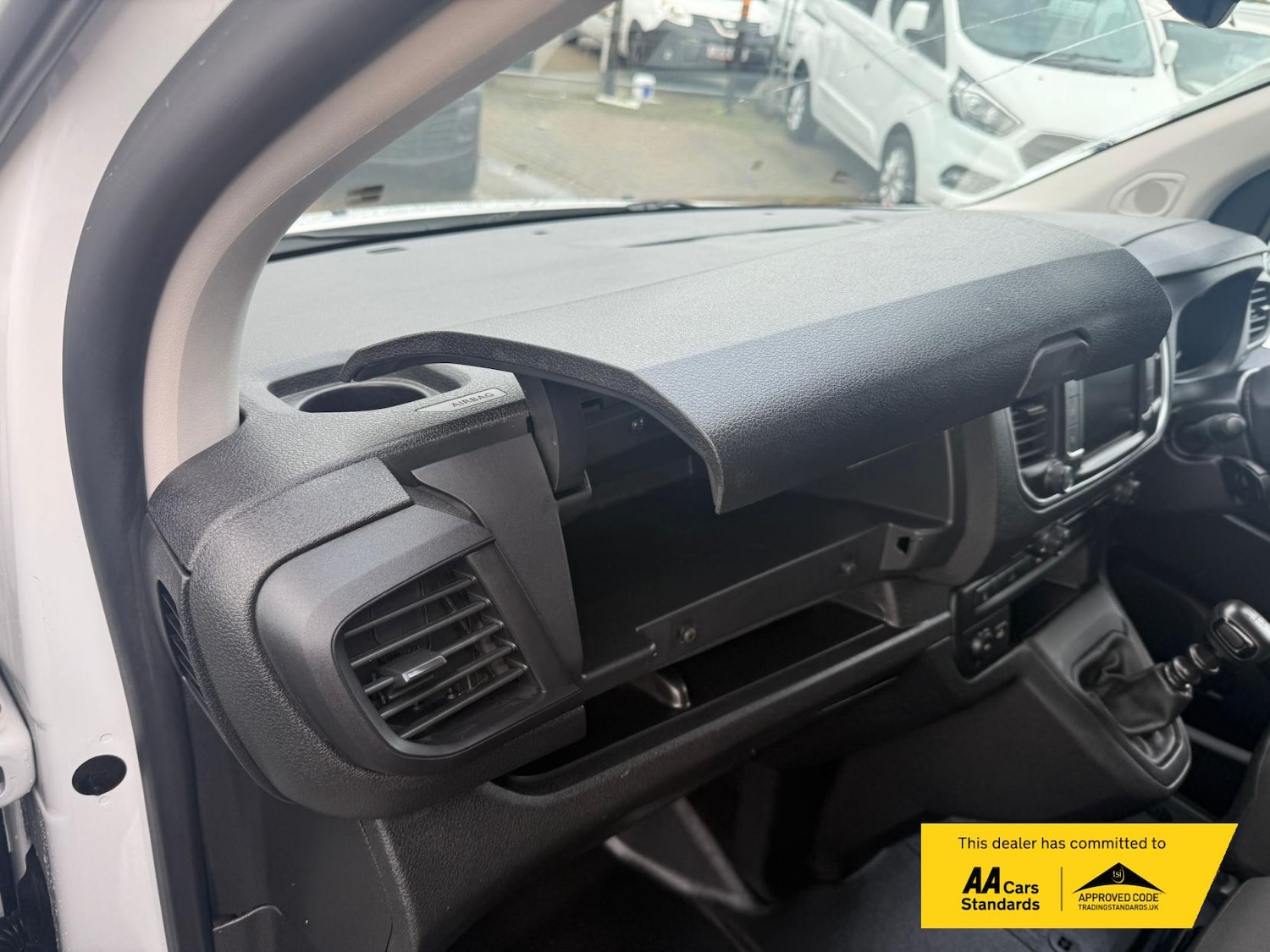 Used Peugeot Expert 2023 for sale - 77483074: Photo 41