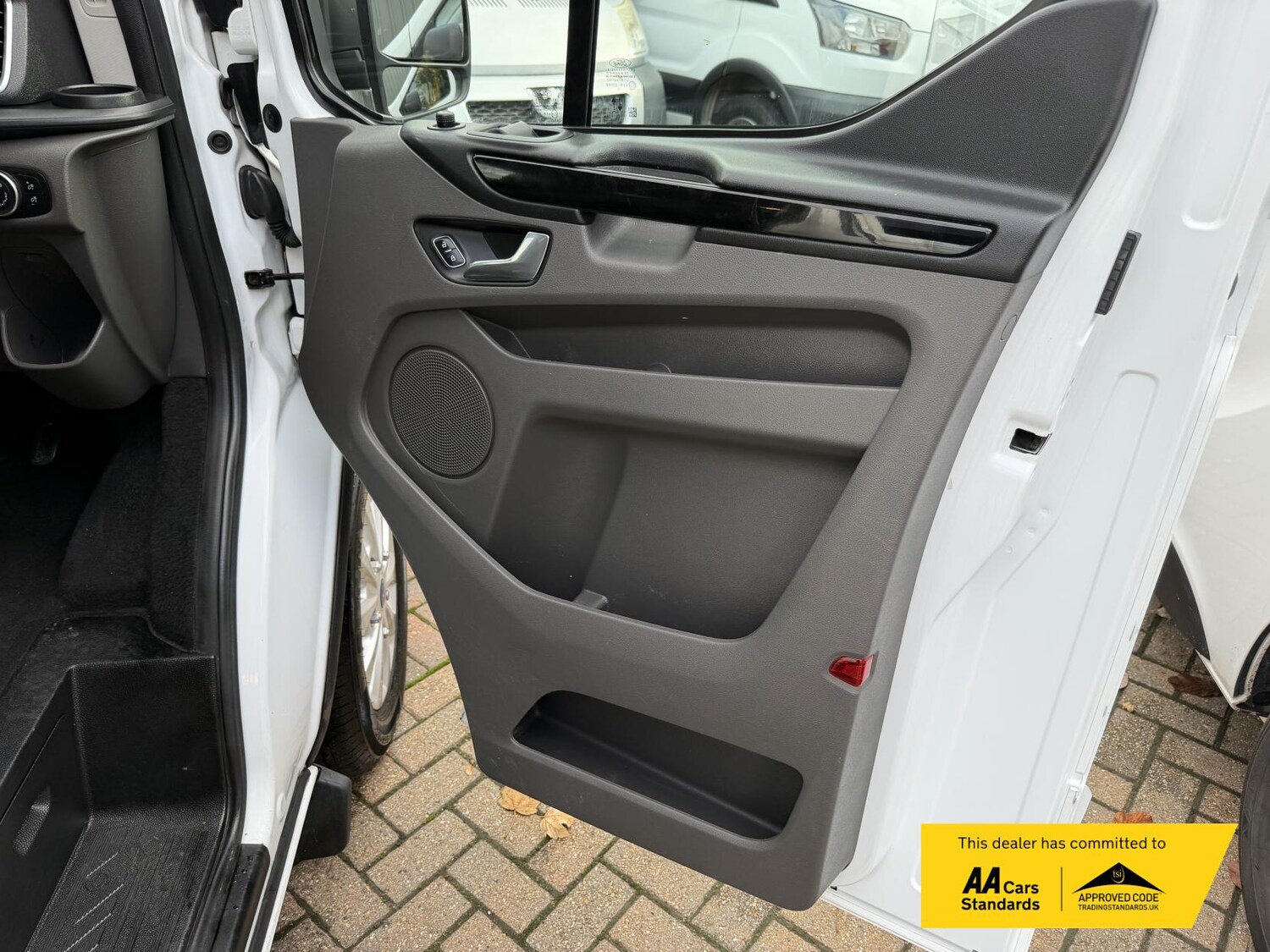 Used Ford Transit Custom 2022 for sale - 76312667: Photo 51