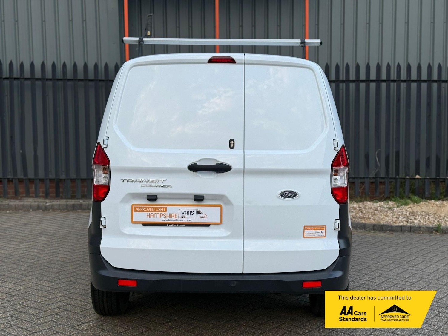 Used Ford Transit Courier 2019 for sale - 78085658: Photo 10