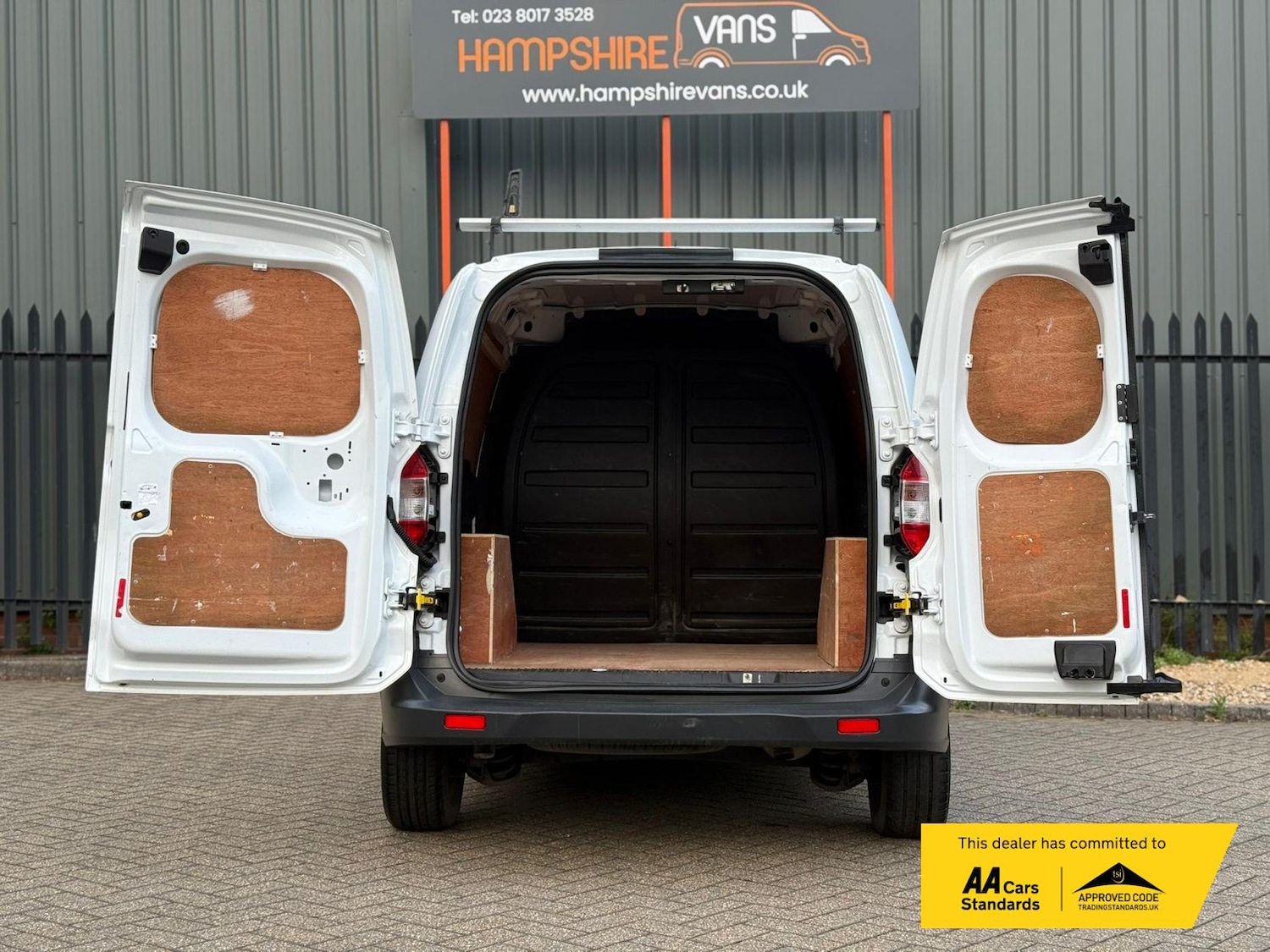 Used Ford Transit Courier 2019 for sale - 78085658: Photo 25