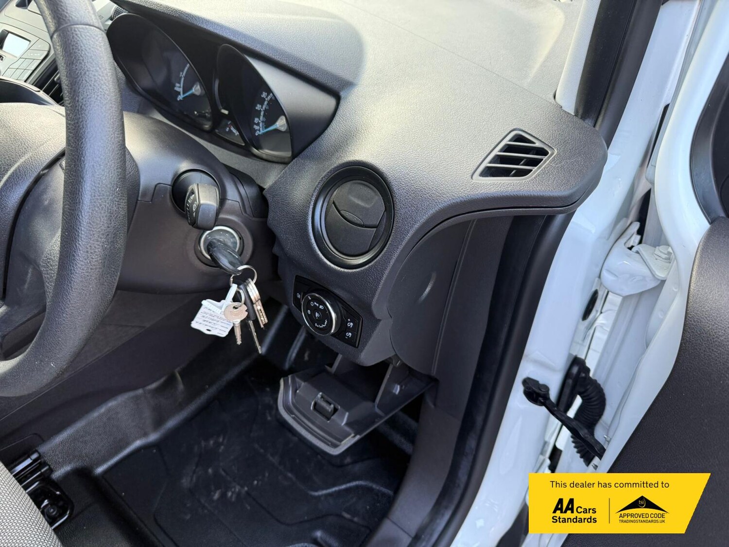 Used Ford Transit Courier 2019 for sale - 78085658: Photo 42