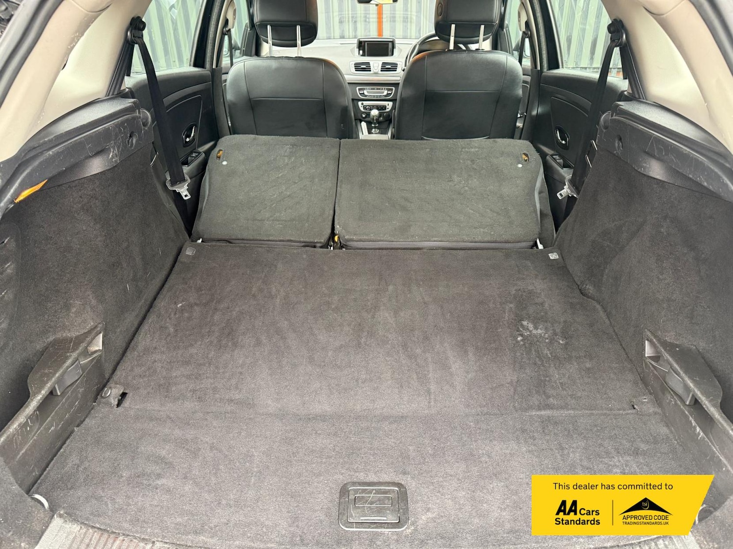 Used Renault Megane 2015 for sale - 77248164: Photo 10