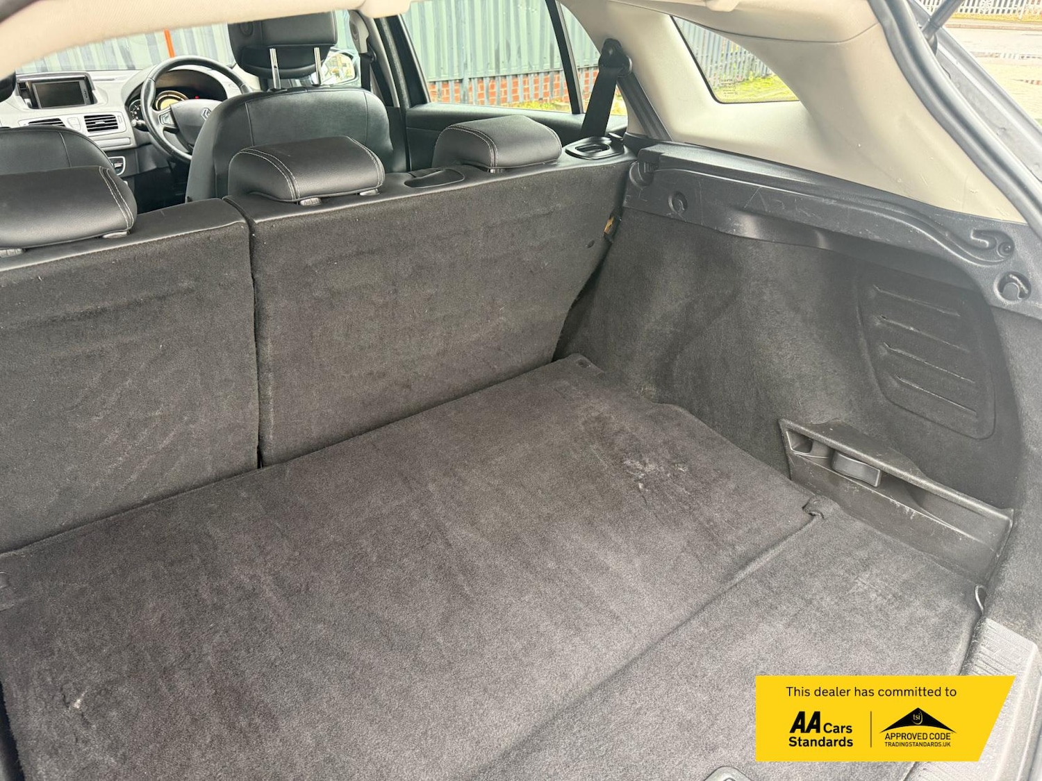 Used Renault Megane 2015 for sale - 77248164: Photo 12