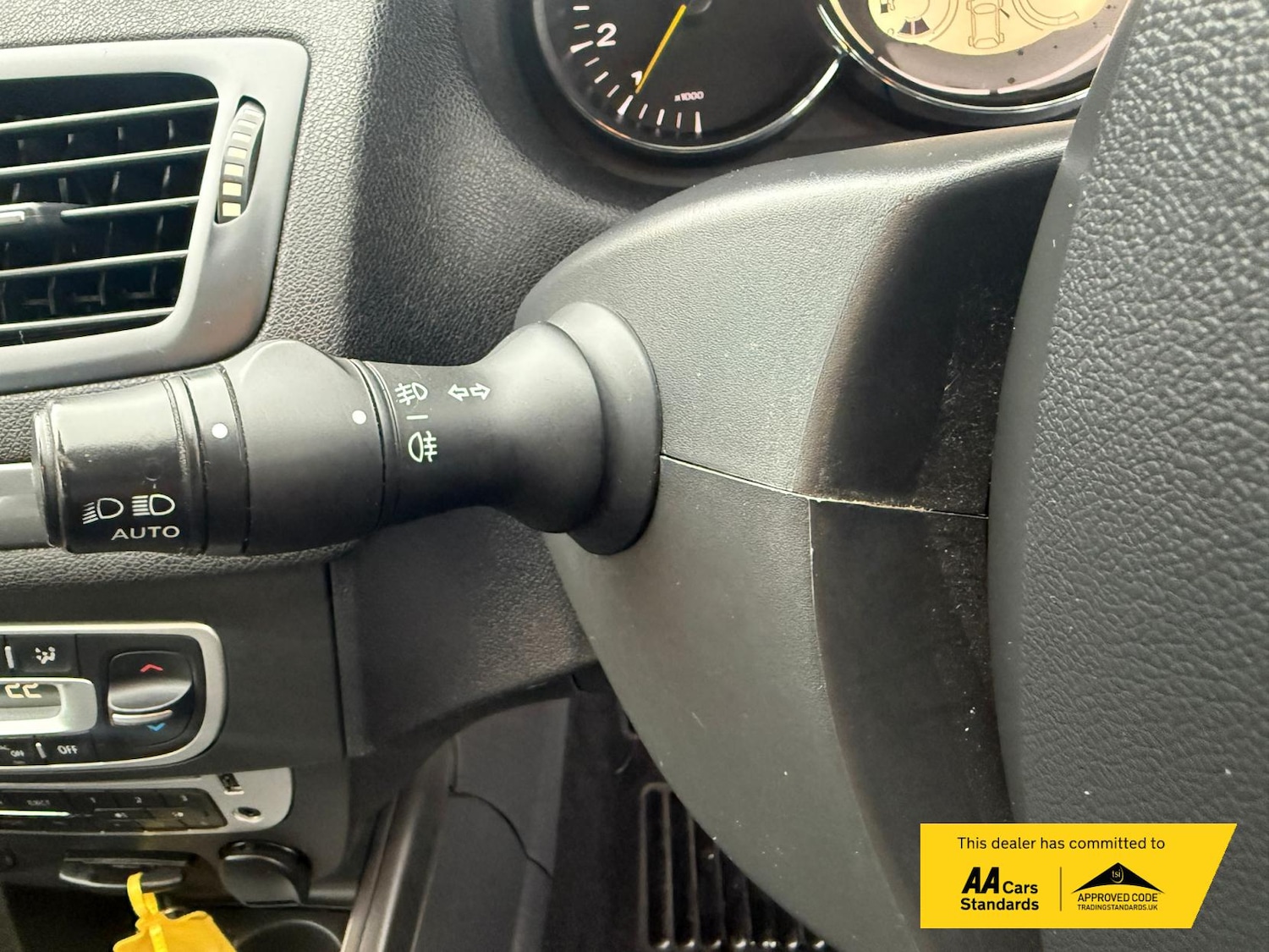 Used Renault Megane 2015 for sale - 77248164: Photo 28