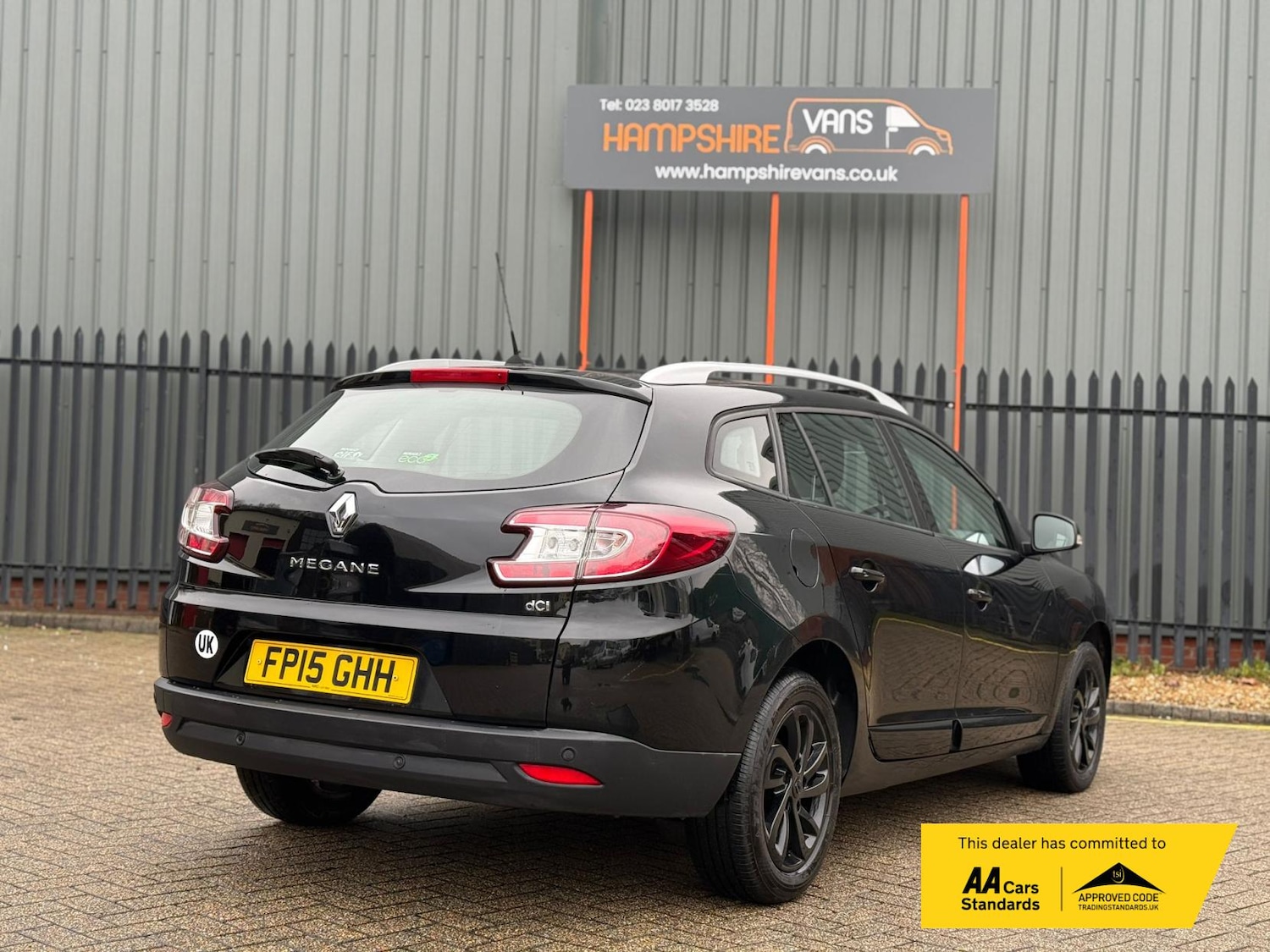 Used Renault Megane 2015 for sale - 77248164: Photo 3