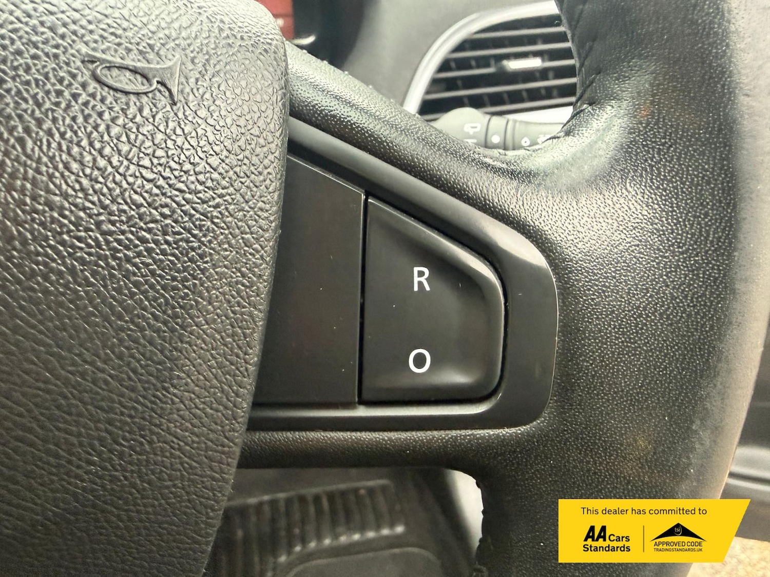 Used Renault Megane 2015 for sale - 77248164: Photo 31