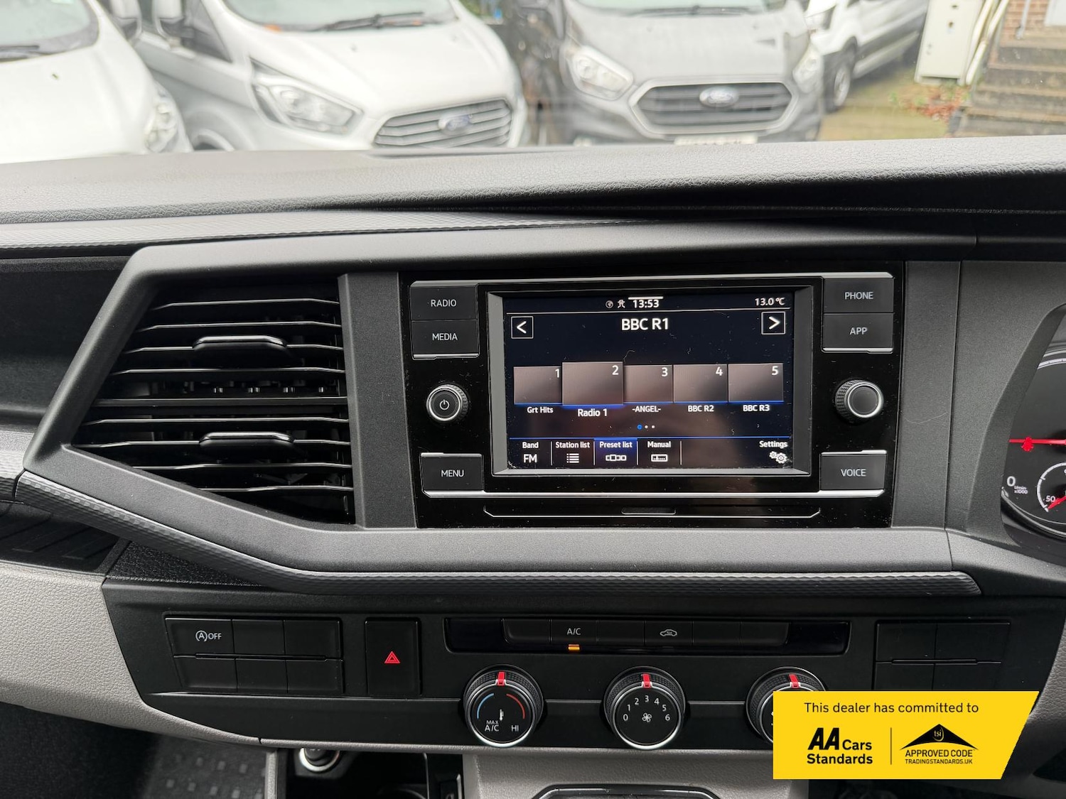 Used Volkswagen Transporter 2021 for sale - 76006045: Photo 25