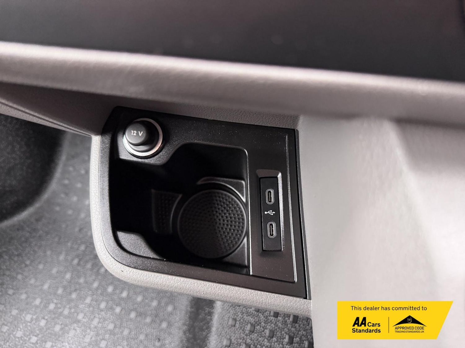 Used Volkswagen Transporter 2021 for sale - 76006045: Photo 41