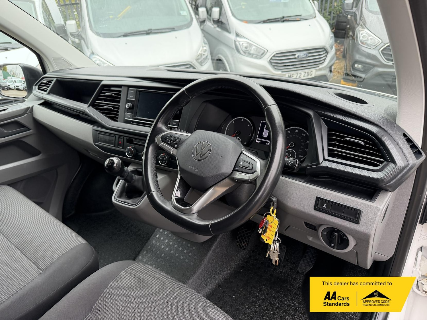 Used Volkswagen Transporter 2021 for sale - 76006045: Photo 44