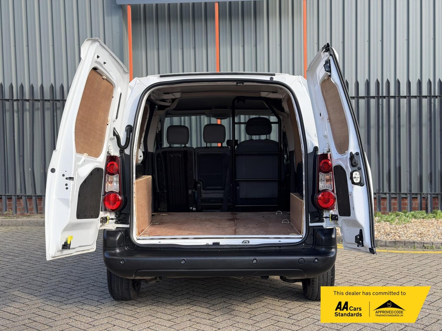 Used Citroen Berlingo 2015 for sale - 76344881: Photo 16