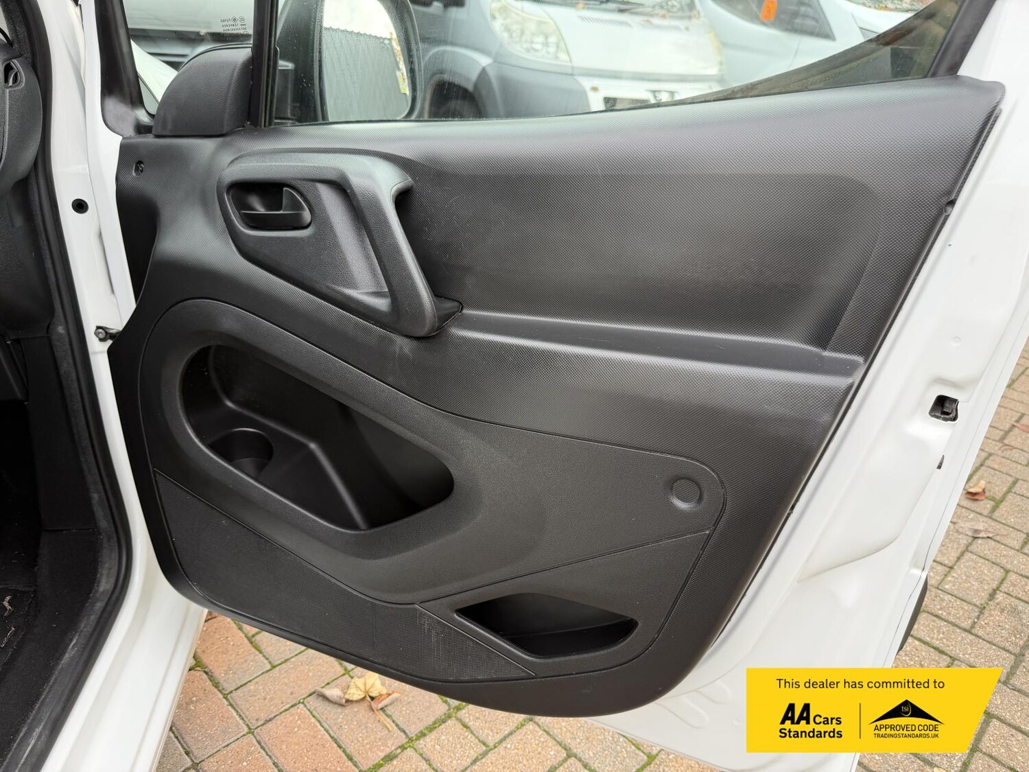 Used Citroen Berlingo 2015 for sale - 76344881: Photo 37