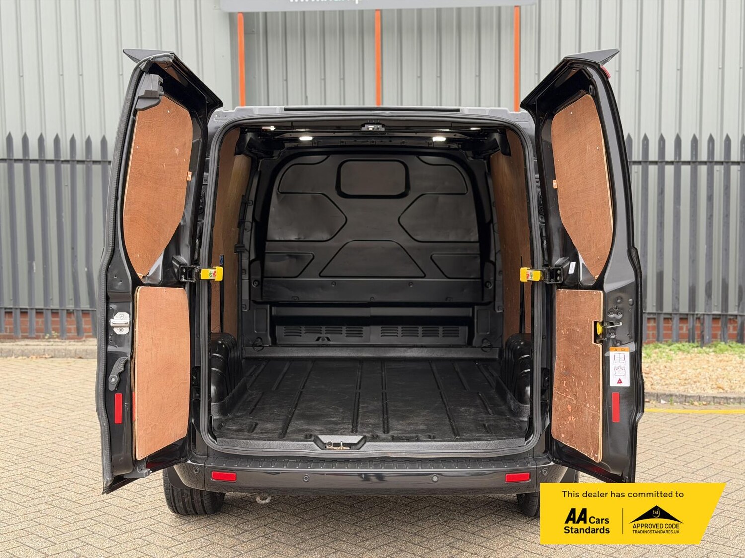 Used Ford Transit Custom 2020 for sale - 76038273: Photo 22