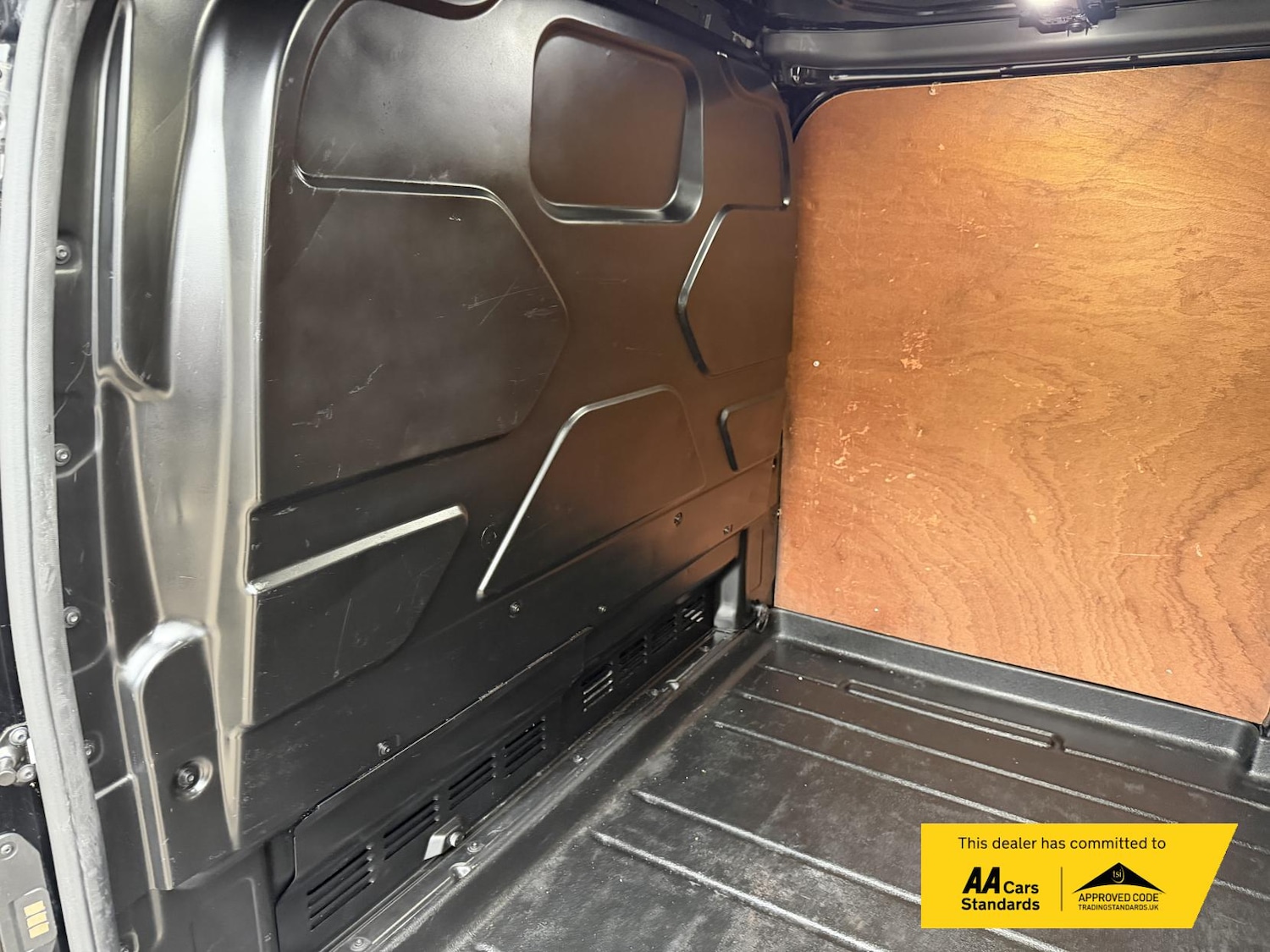 Used Ford Transit Custom 2020 for sale - 76038273: Photo 27