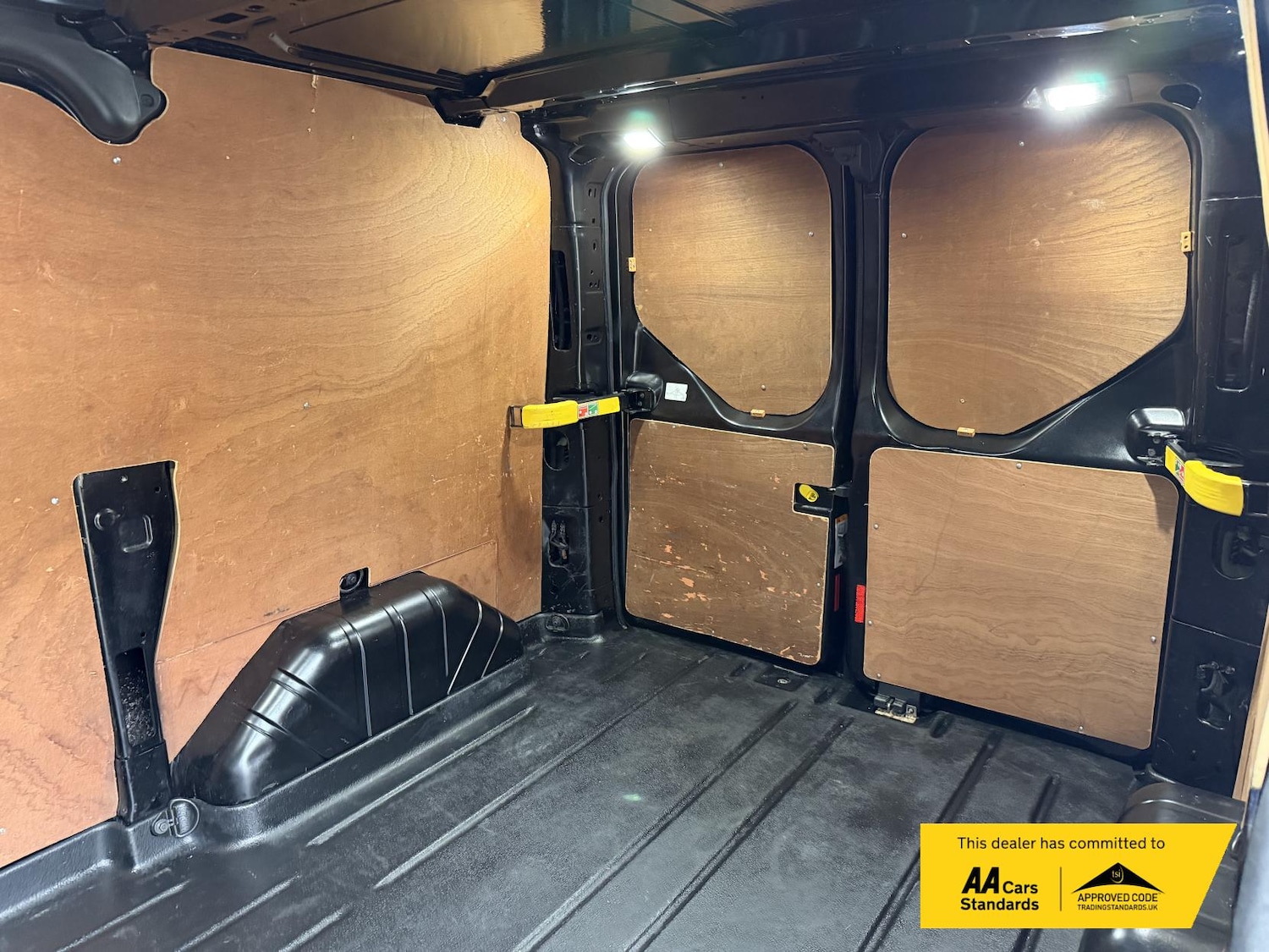 Used Ford Transit Custom 2020 for sale - 76038273: Photo 28