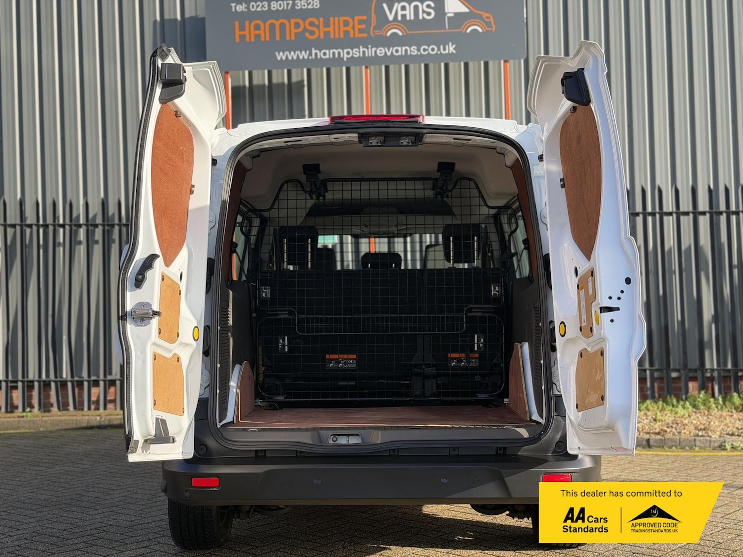 Used Ford Transit Connect 2020 for sale - 76412313: Photo 23