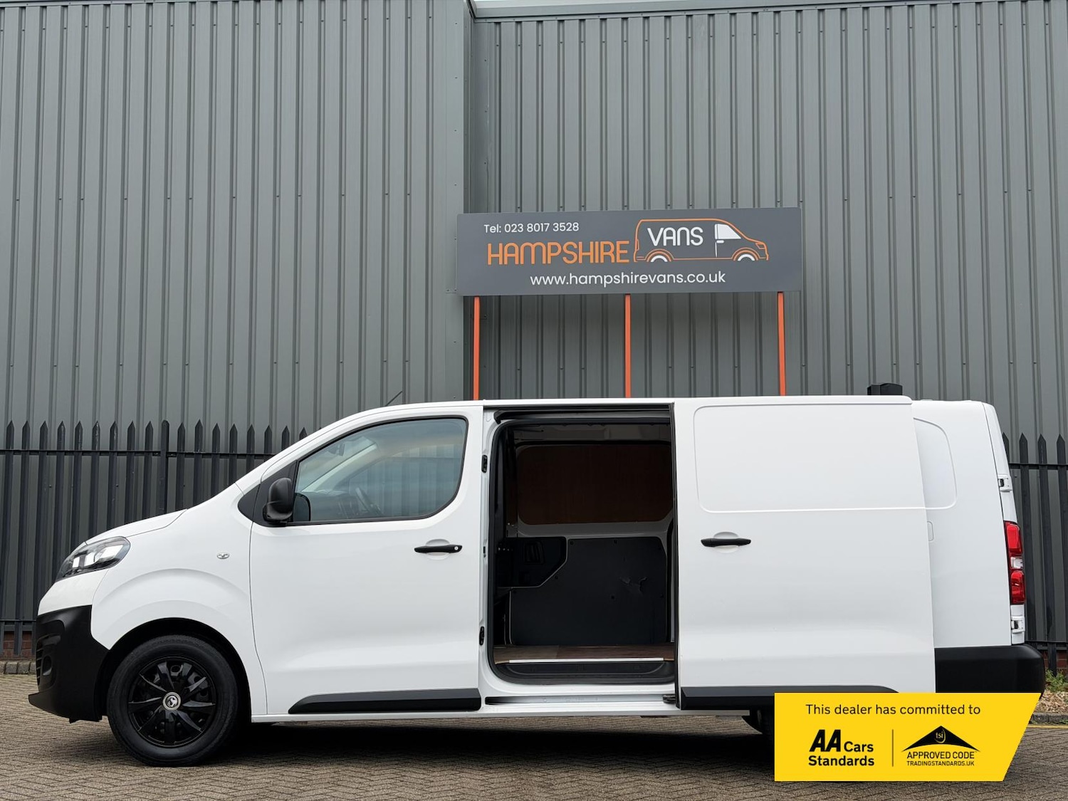 Used Vauxhall Vivaro 2021 for sale - 77026205: Photo 8