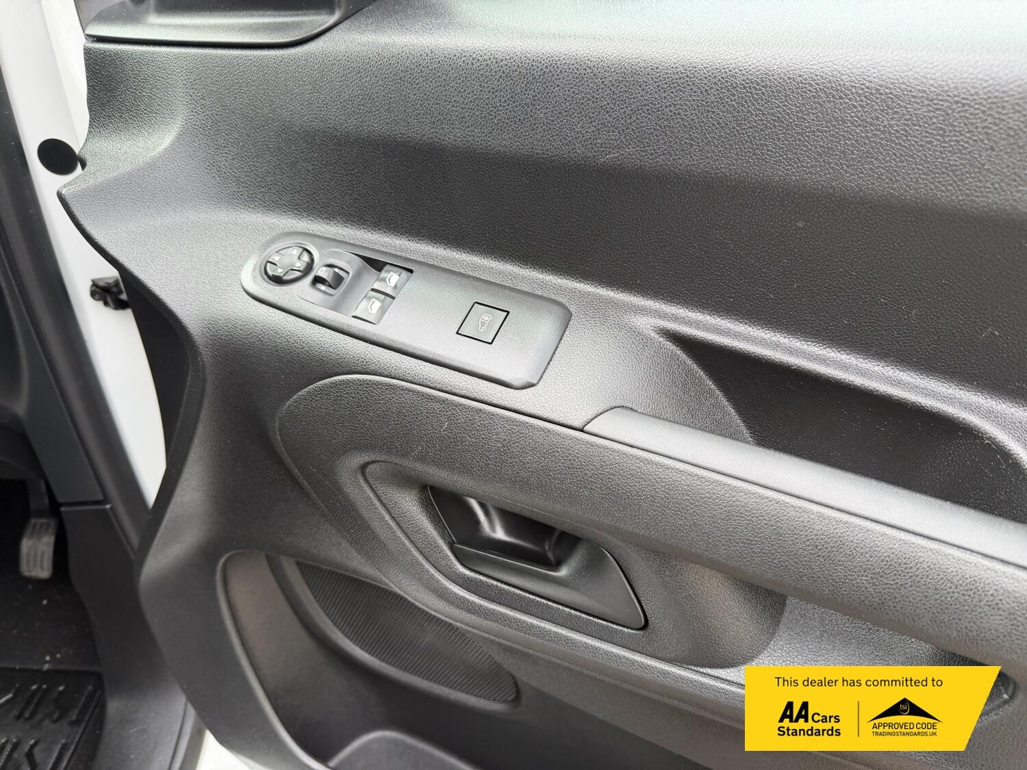 Used Vauxhall Combo 2020 for sale - 78109632: Photo 40