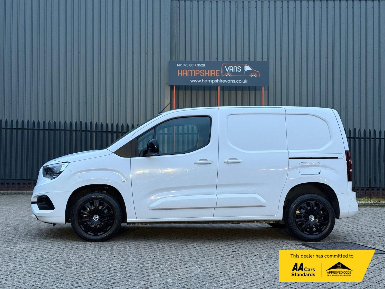 Used Vauxhall Combo 2023 for sale - 77063589: Photo 8