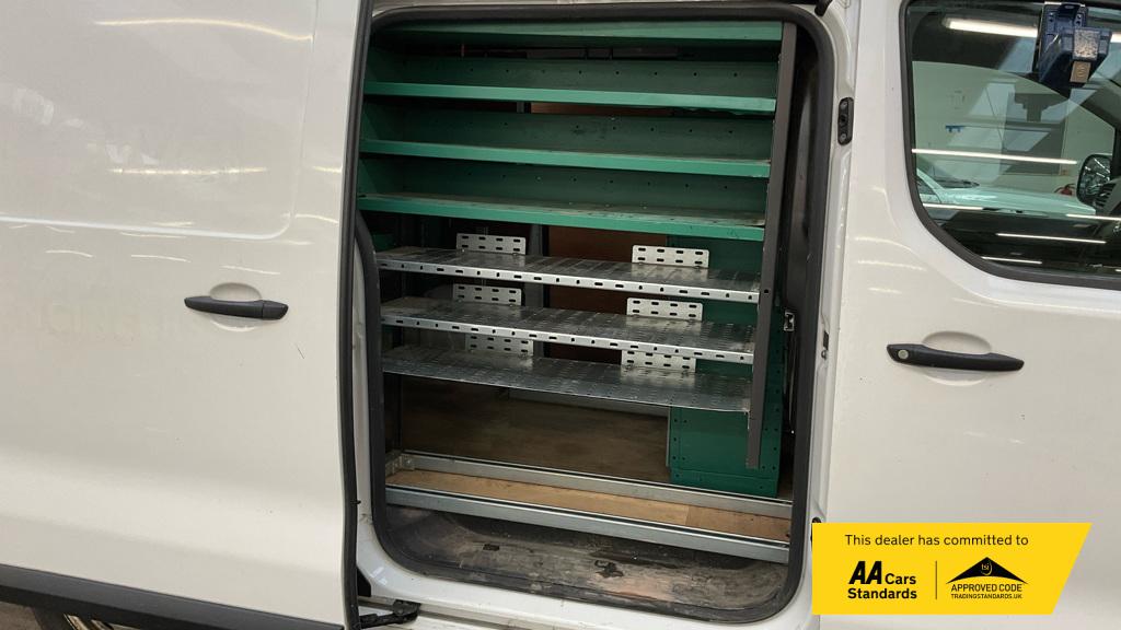 Used Vauxhall Vivaro 2019 for sale - 76379623: Photo 8