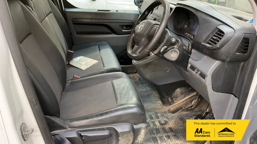 Used Vauxhall Vivaro 2019 for sale - 76379623: Photo 9