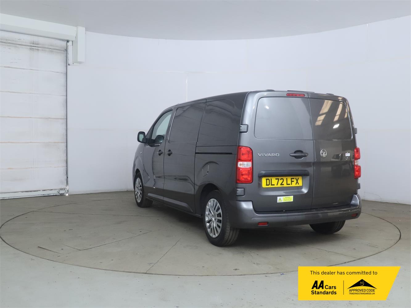 Used Vauxhall Vivaro 2023 for sale - 78032120: Photo 3