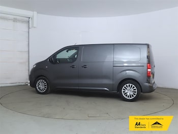 Used Vauxhall Vivaro 2023 for sale - 78032120: Photo