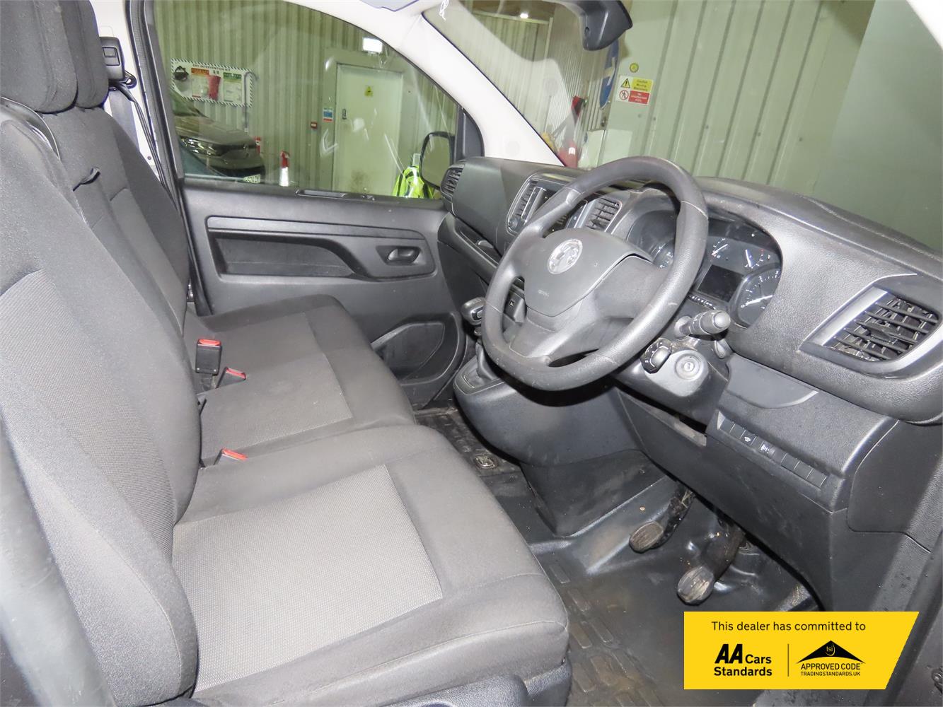 Used Vauxhall Vivaro 2023 for sale - 78032120: Photo 7