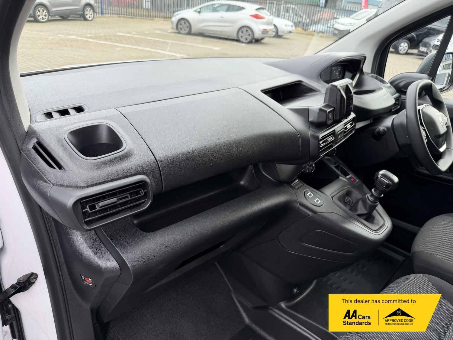 Used Peugeot Partner 2024 for sale - 77877849: Photo 27