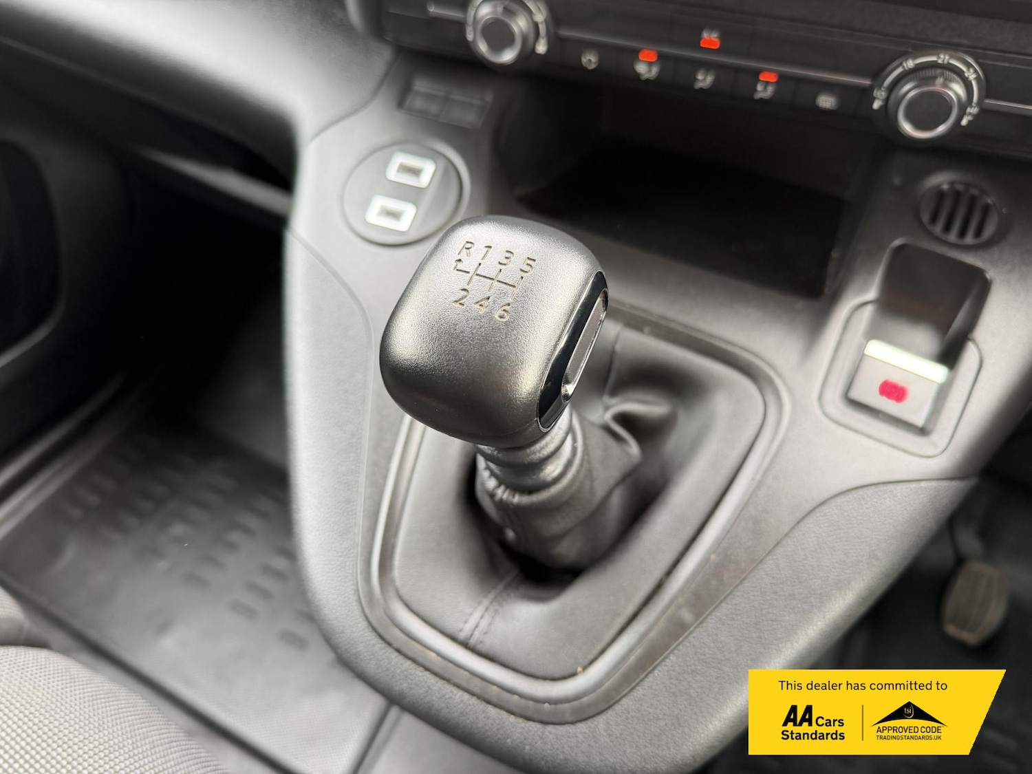 Used Peugeot Partner 2024 for sale - 77877849: Photo 31