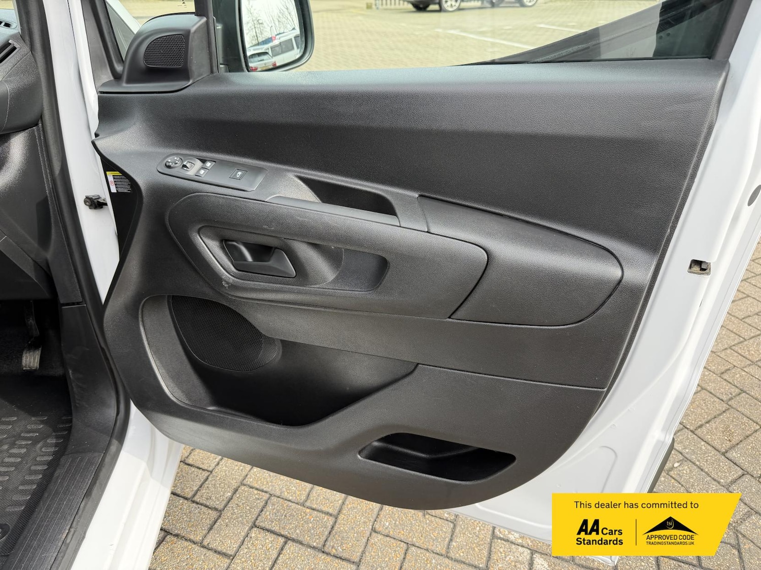 Used Peugeot Partner 2024 for sale - 77877849: Photo 37